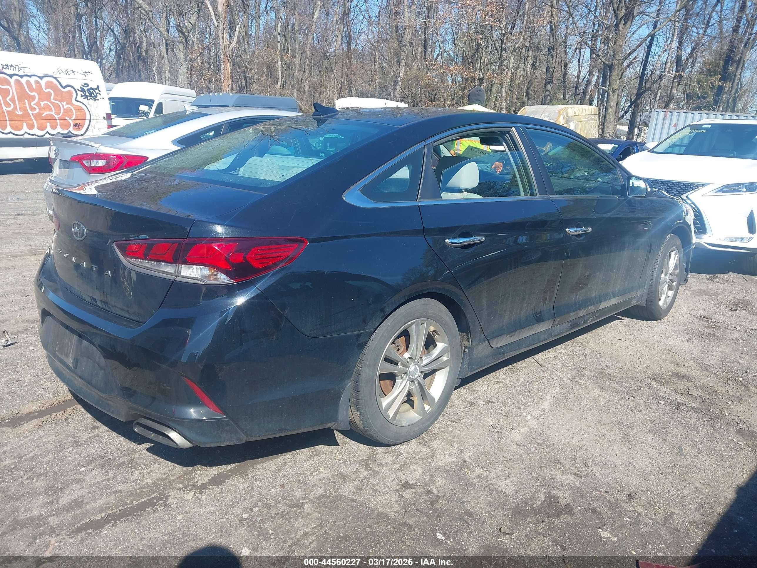 HYUNDAI SONATA image 4