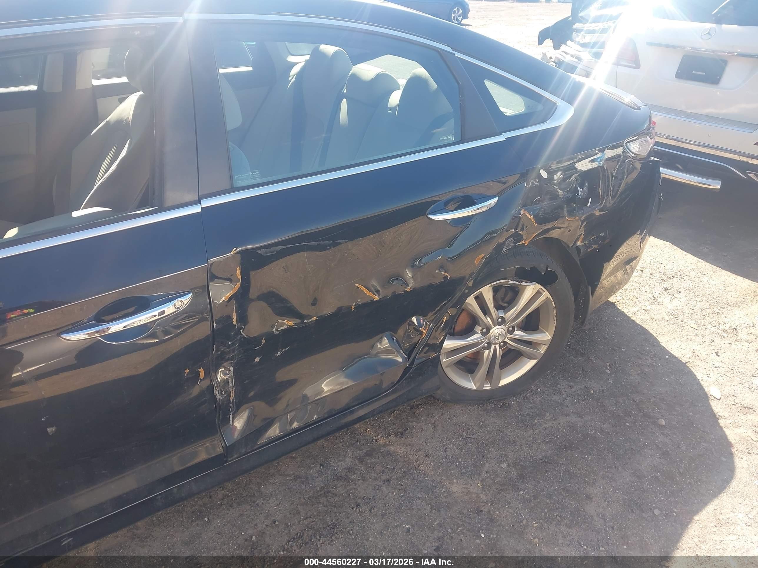 HYUNDAI SONATA image 6