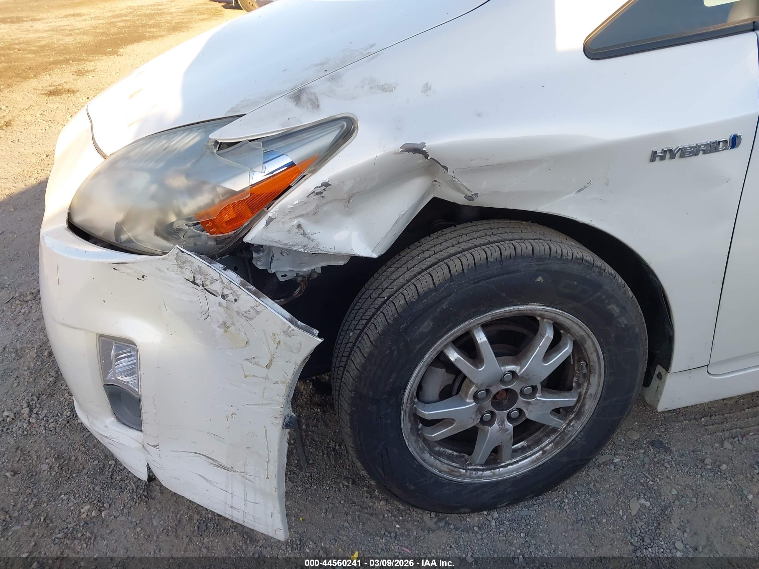 TOYOTA PRIUS image 6