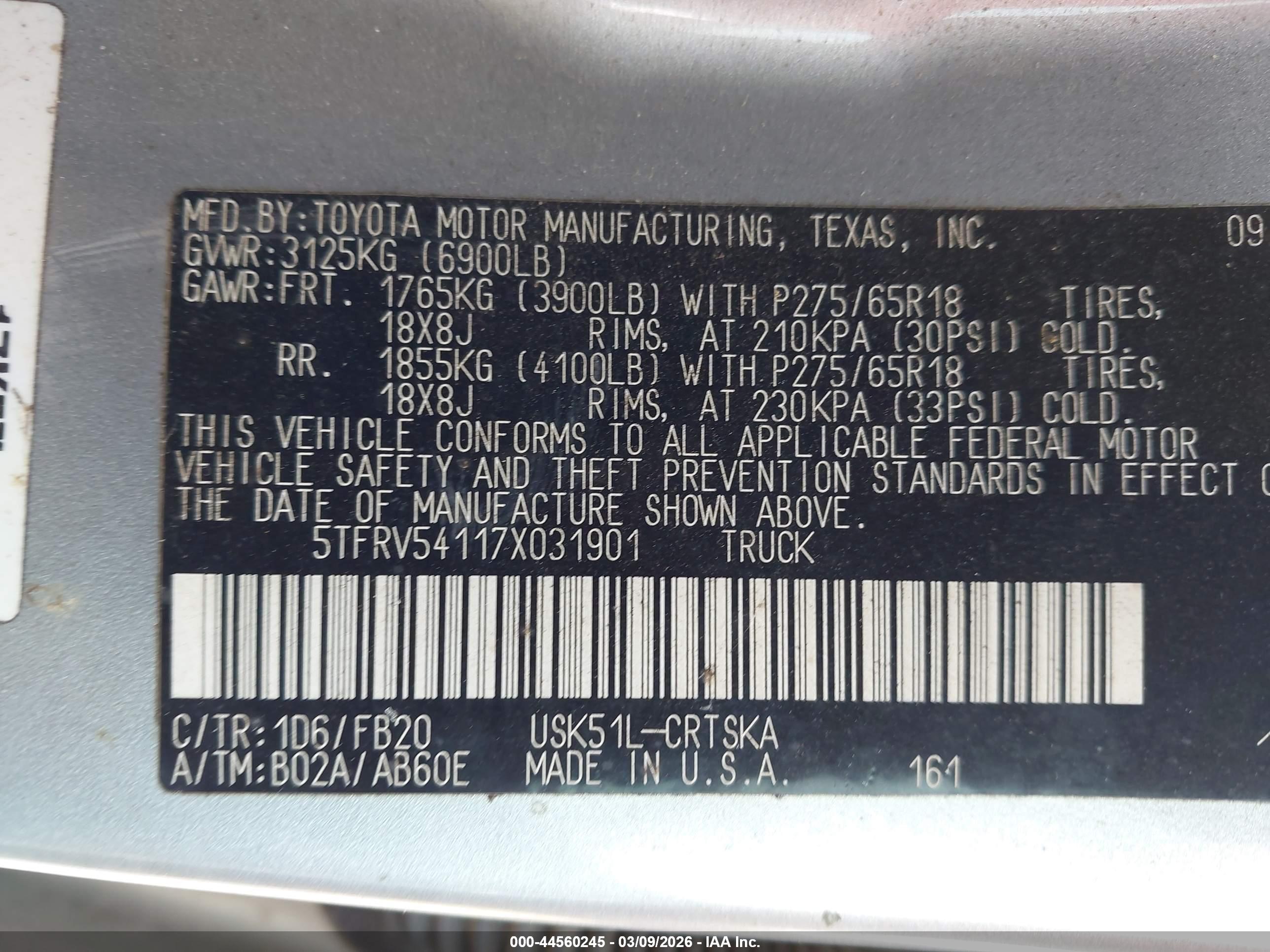 TOYOTA TUNDRA image 9