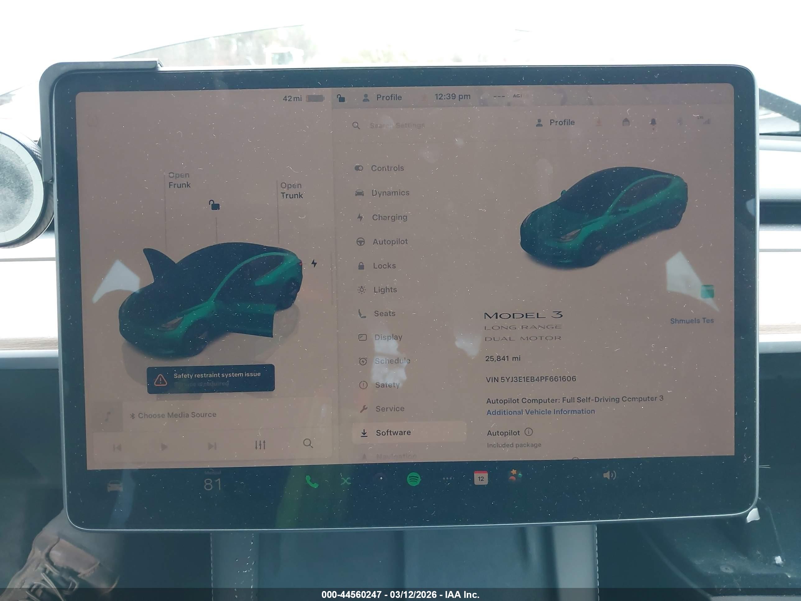 TESLA MODEL image 7