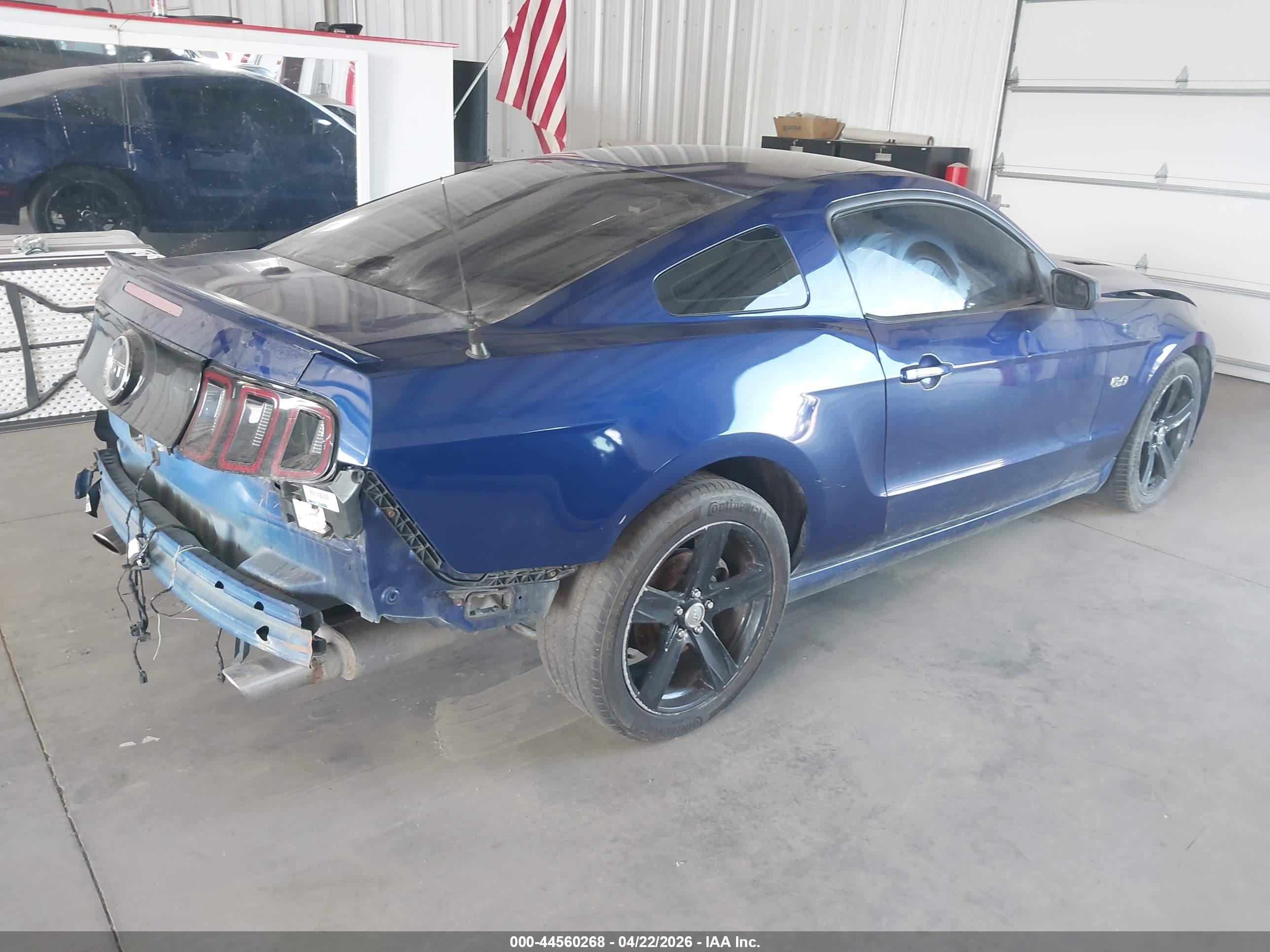 FORD MUSTANG image 4
