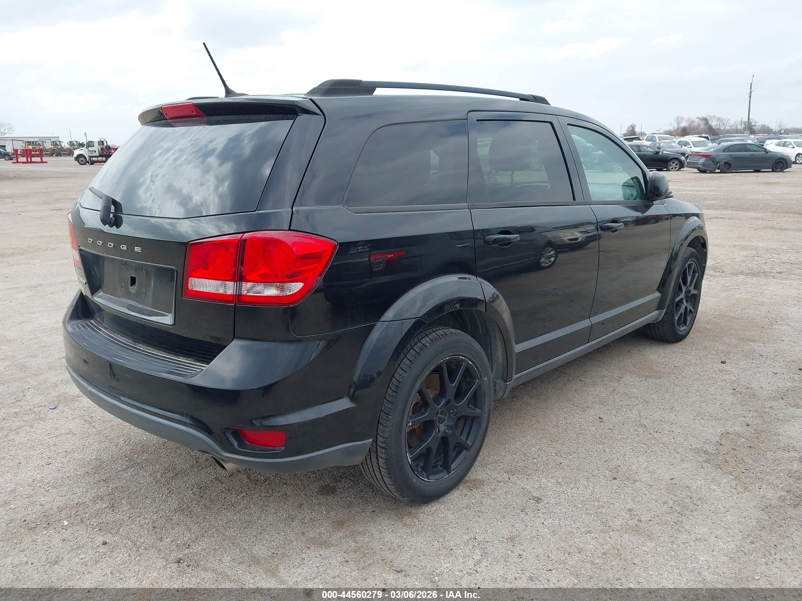 DODGE JOURNEY image 4