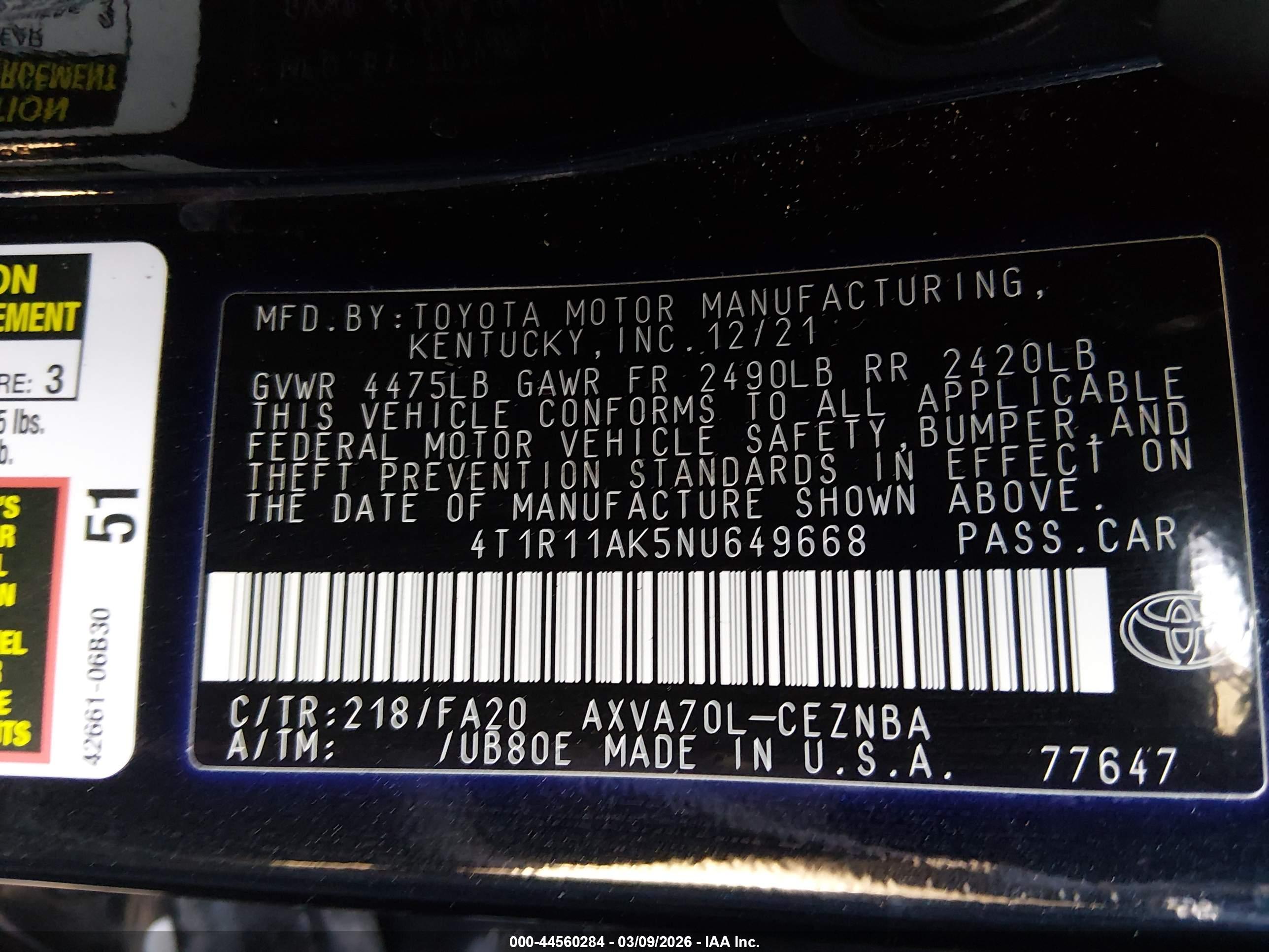 TOYOTA CAMRY image 9