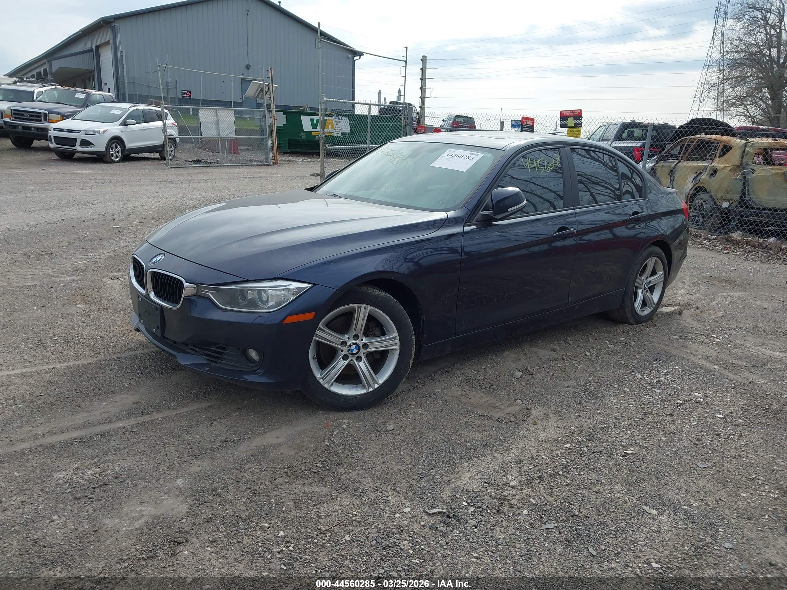 BMW 328I image 2