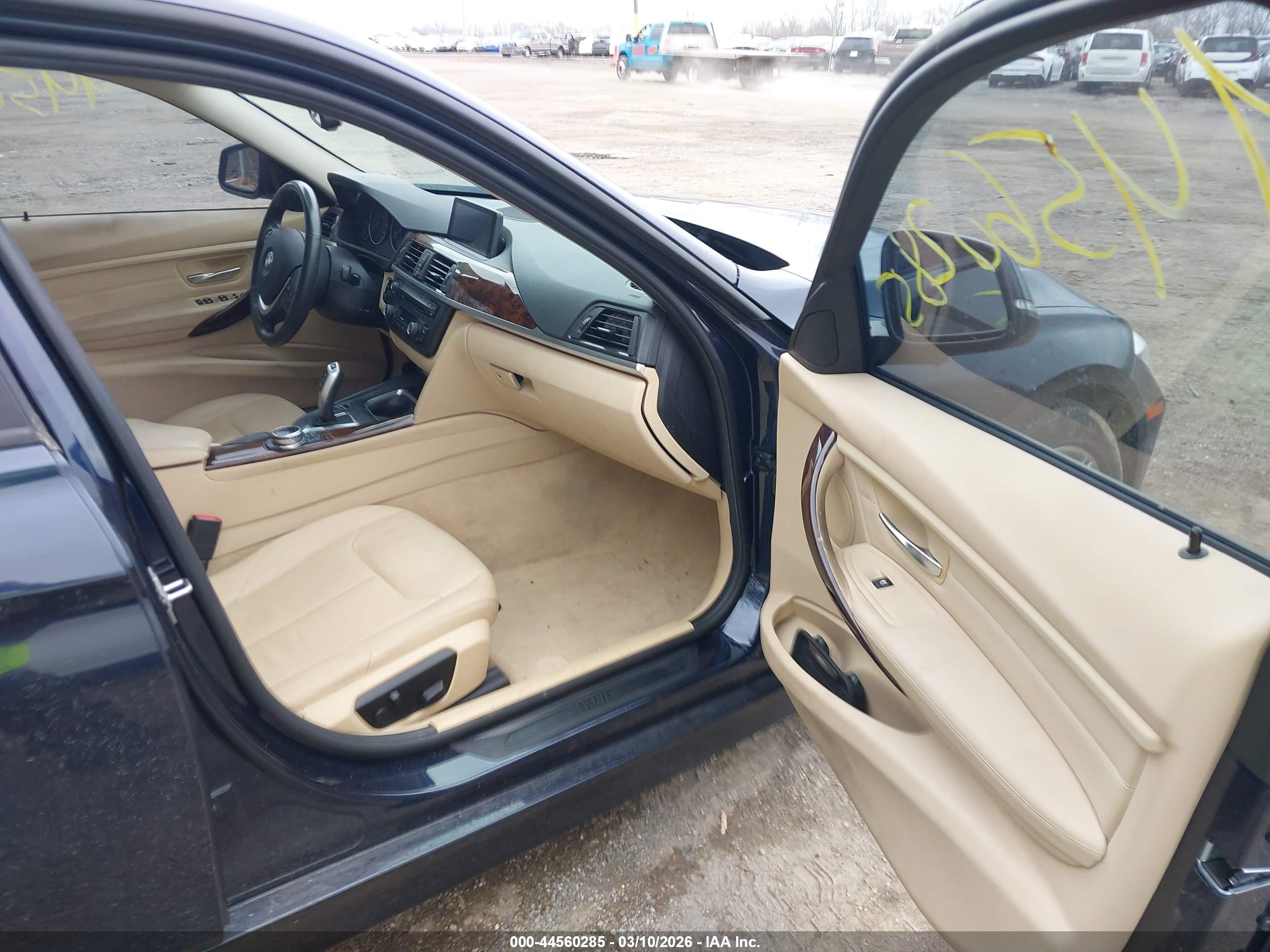 BMW 328I image 5