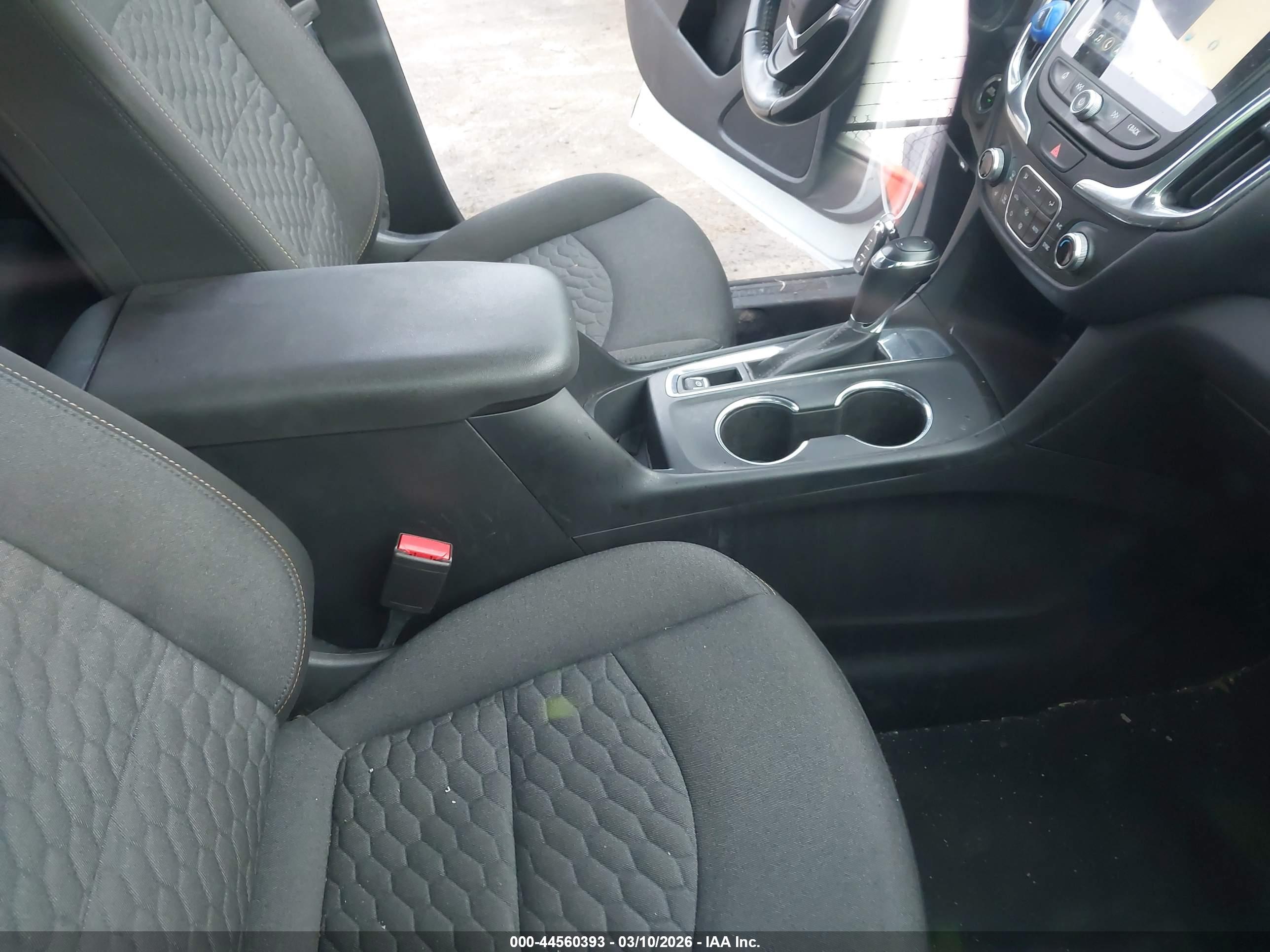 CHEVROLET EQUINOX image 5