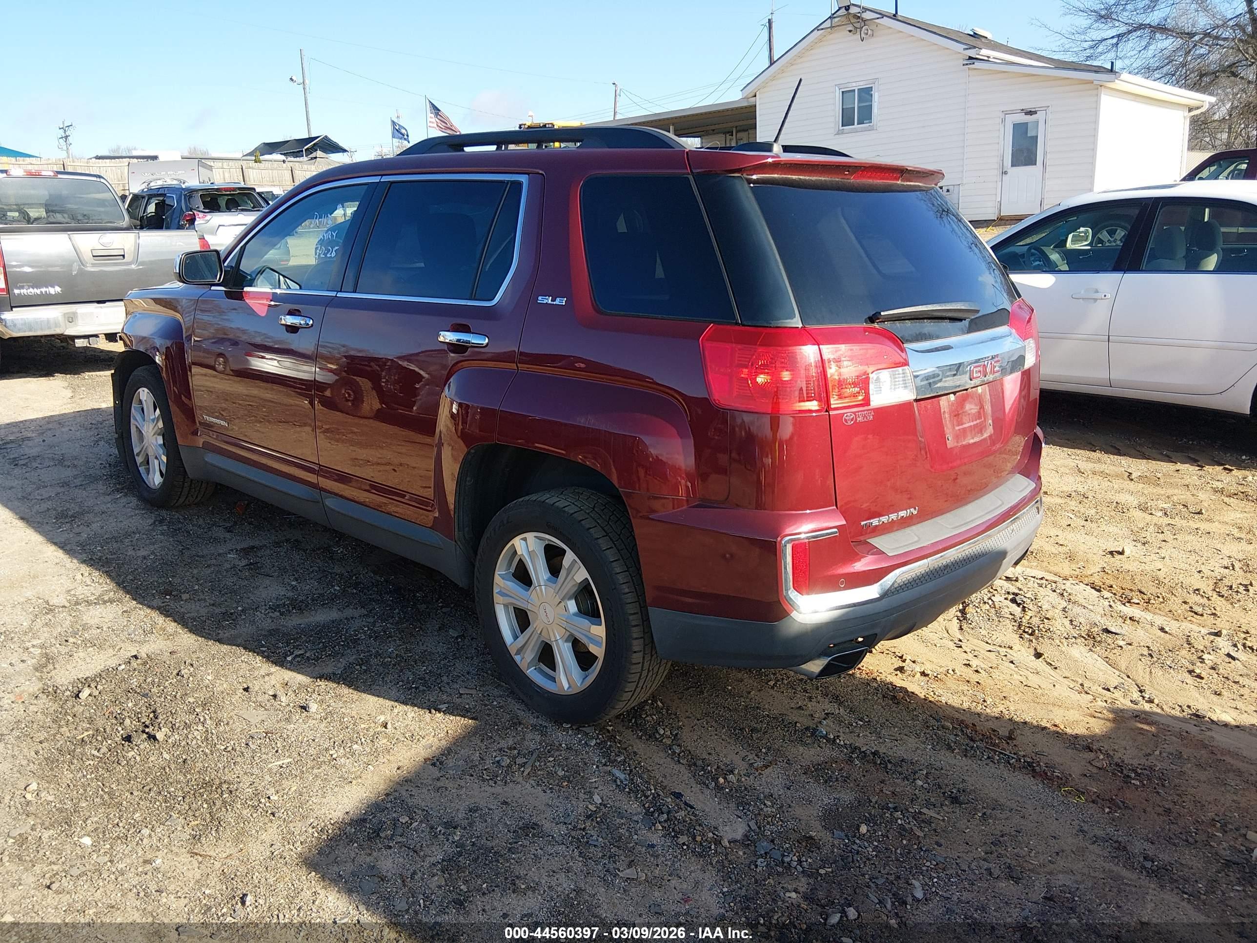 GMC TERRAIN image 3
