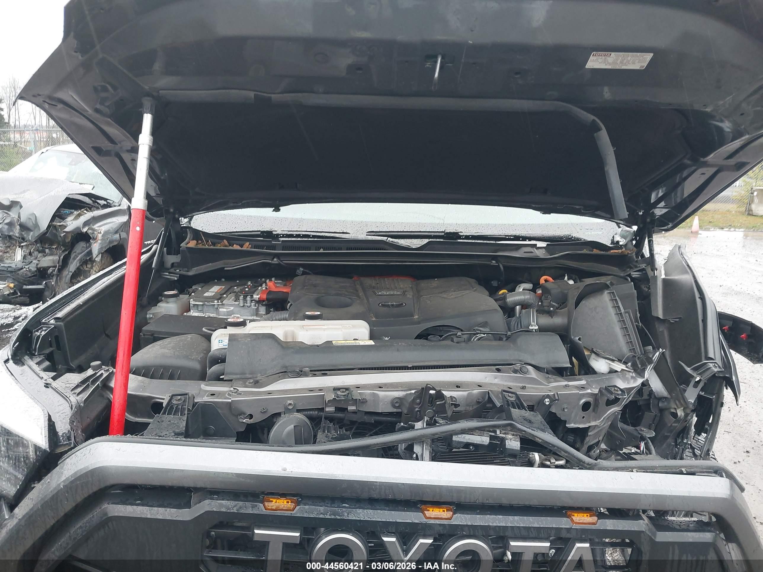 TOYOTA TUNDRA image 10