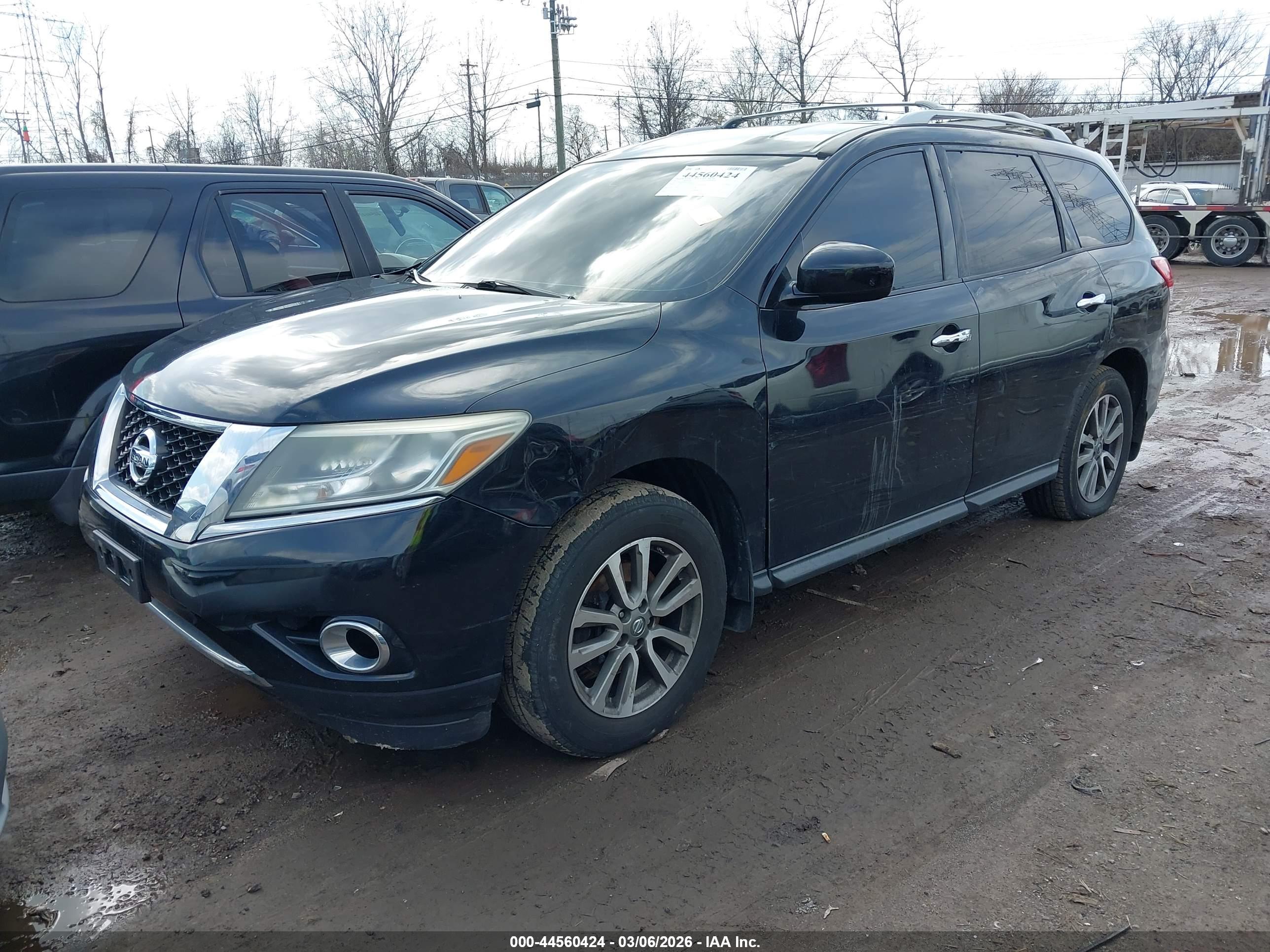 NISSAN PATHFINDER image 2