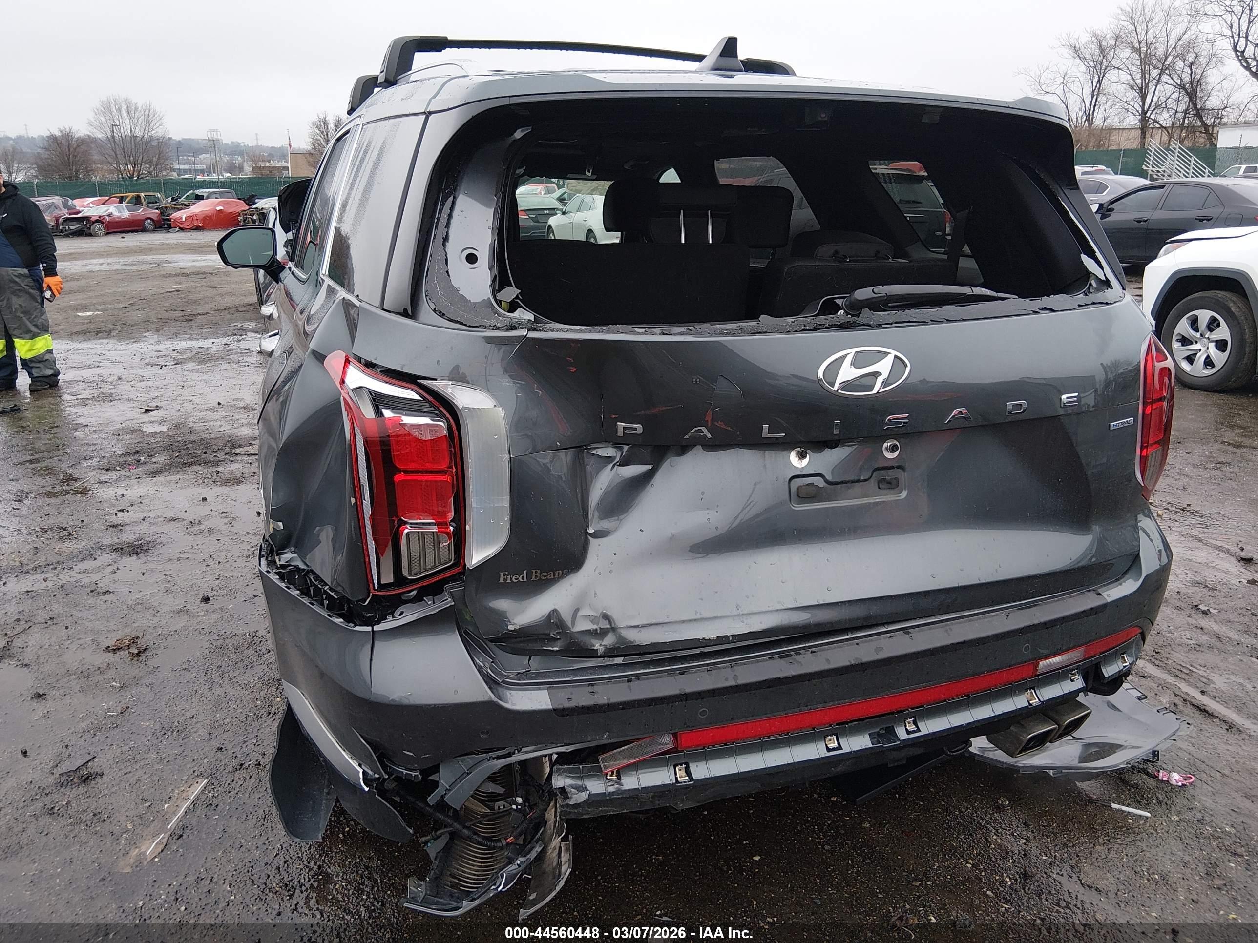 HYUNDAI PALISADE image 6