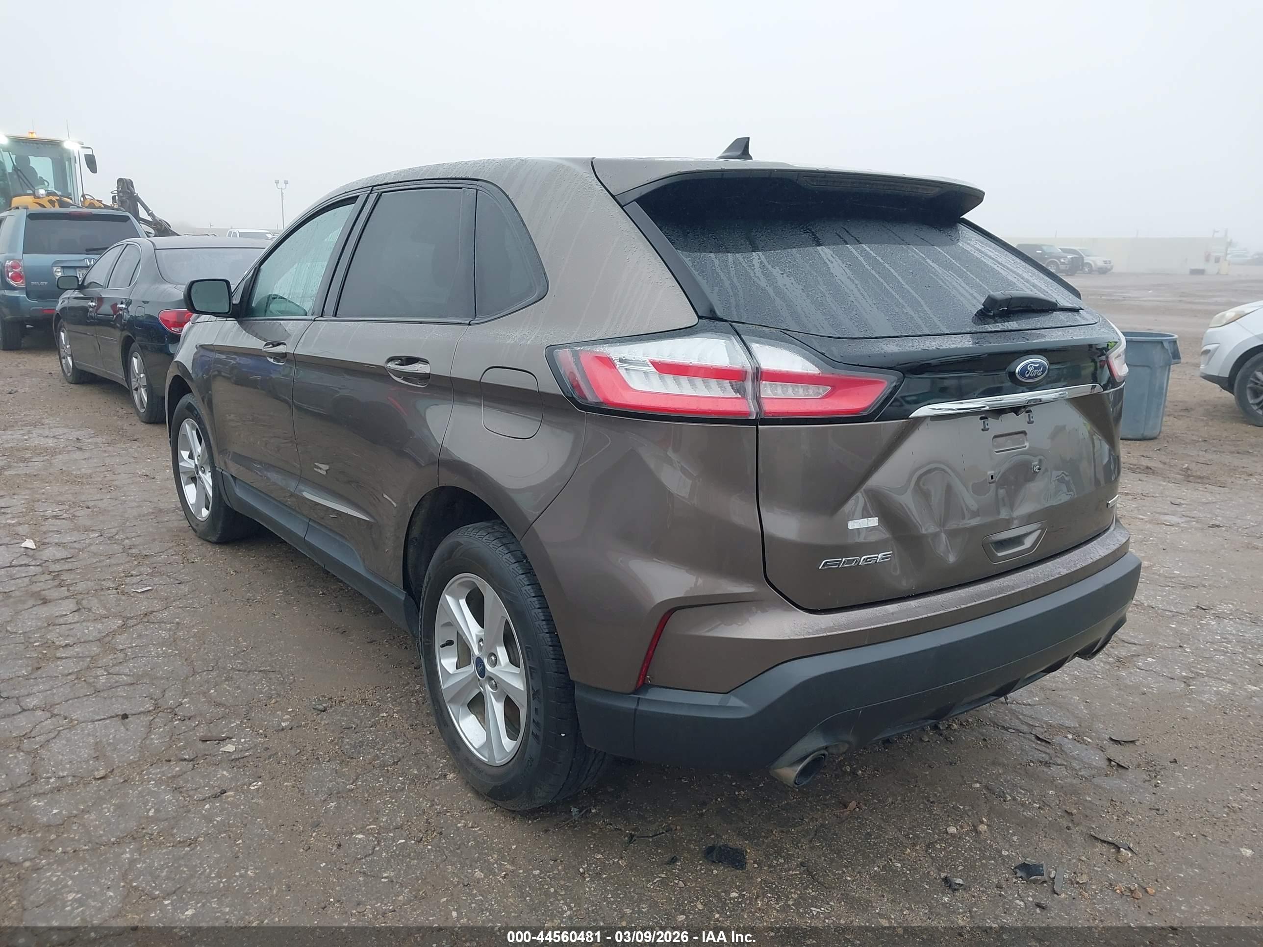 FORD EDGE image 3
