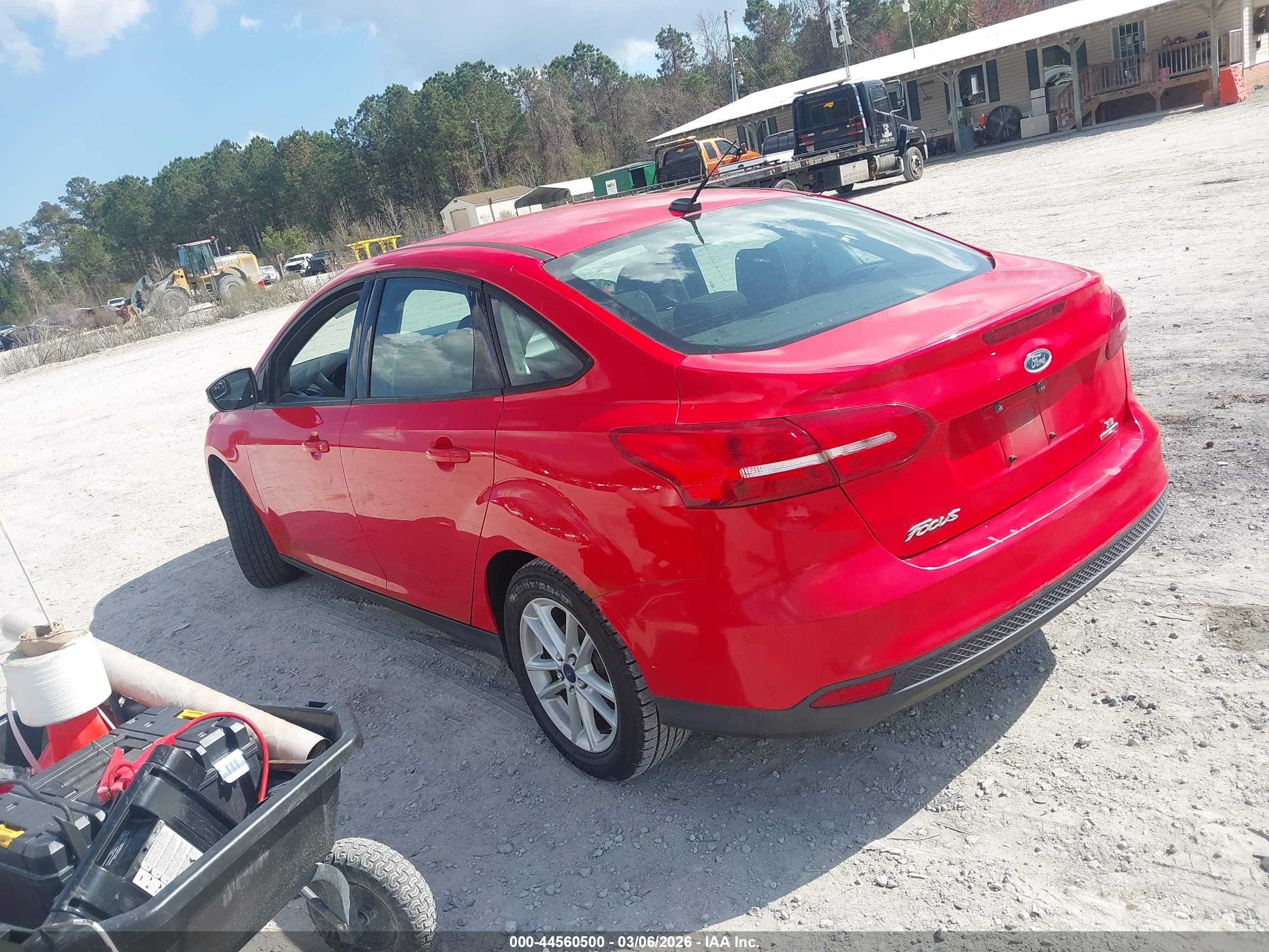FORD FOCUS image 3