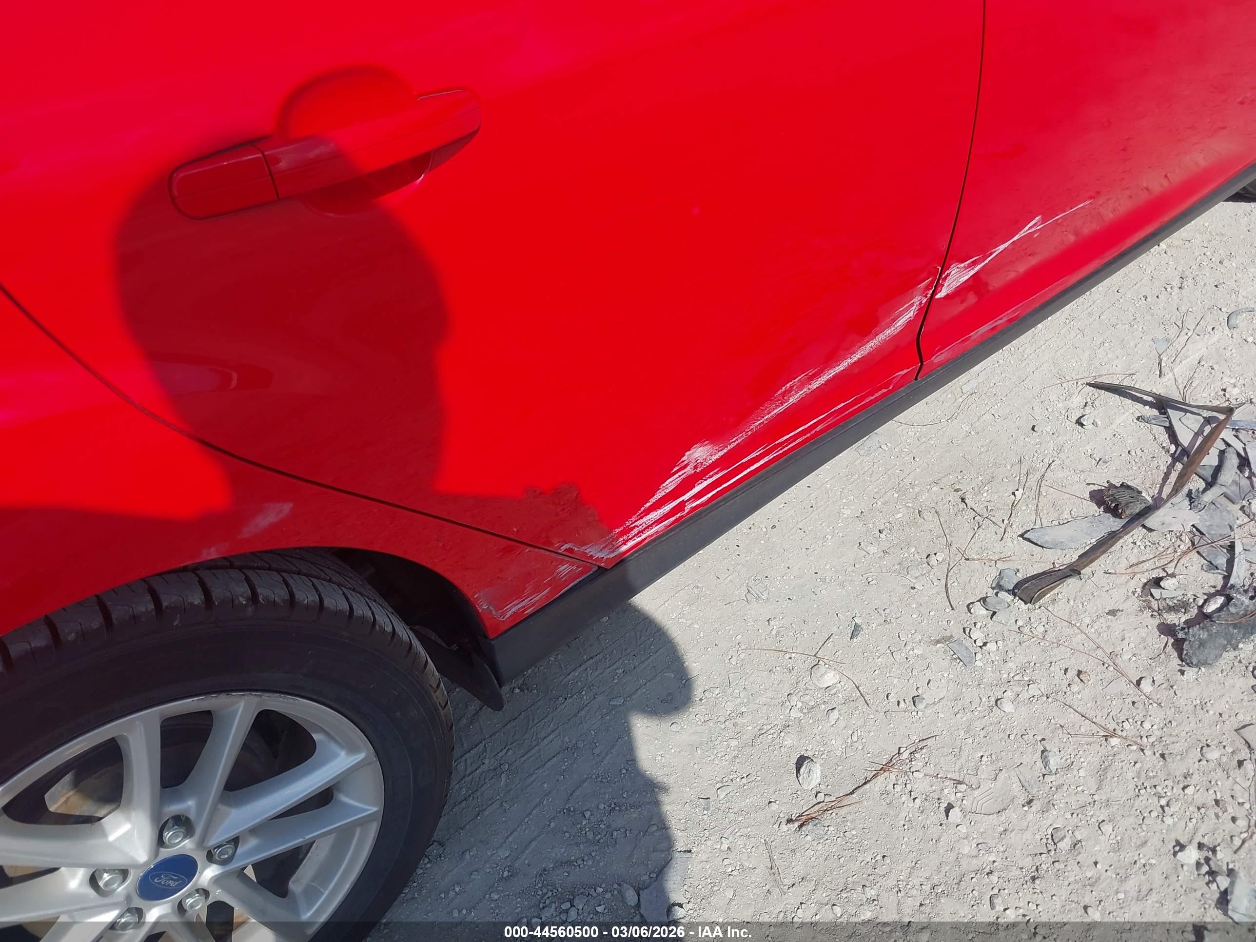 FORD FOCUS image 6