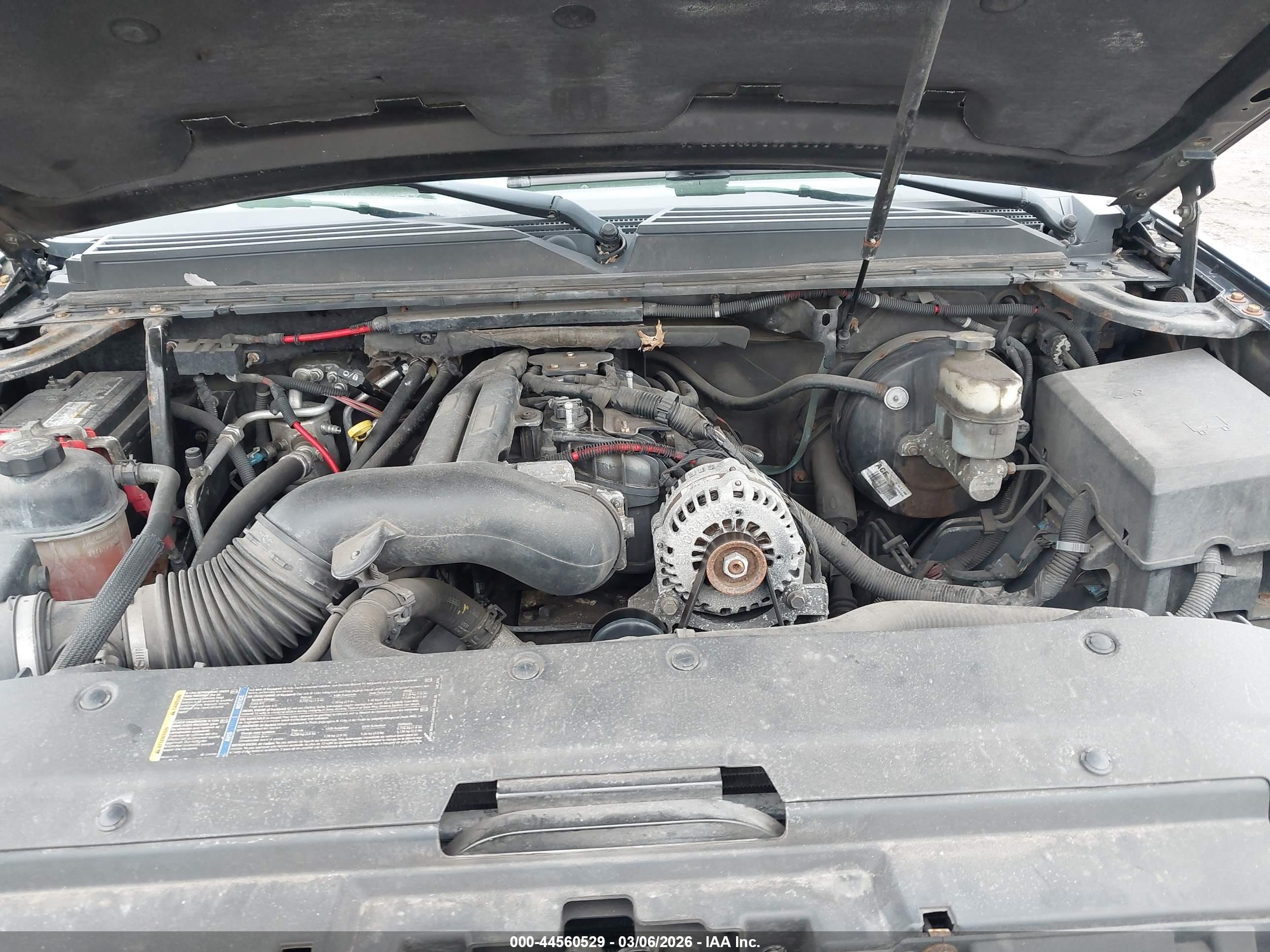 GMC YUKON image 10