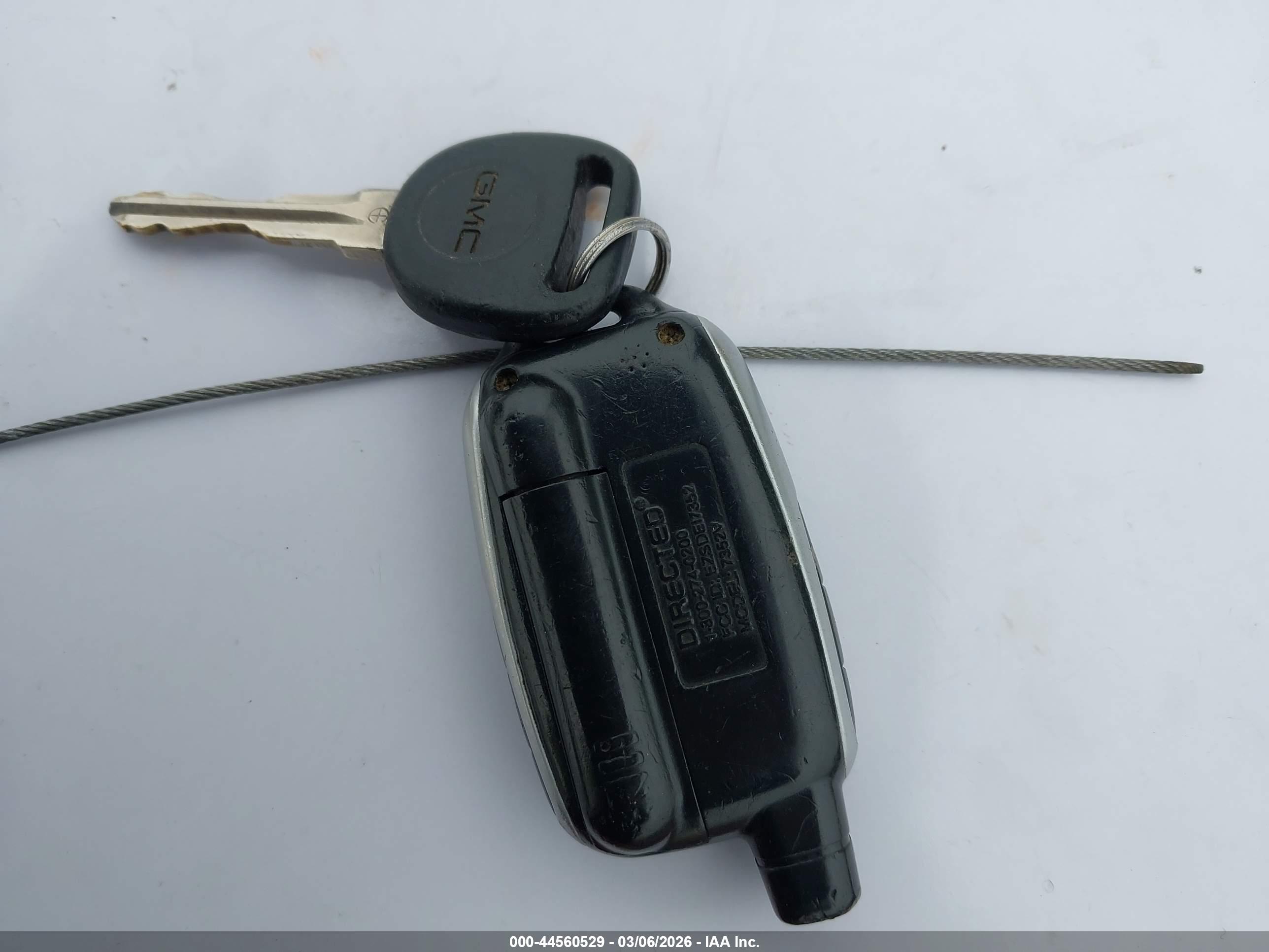GMC YUKON image 11