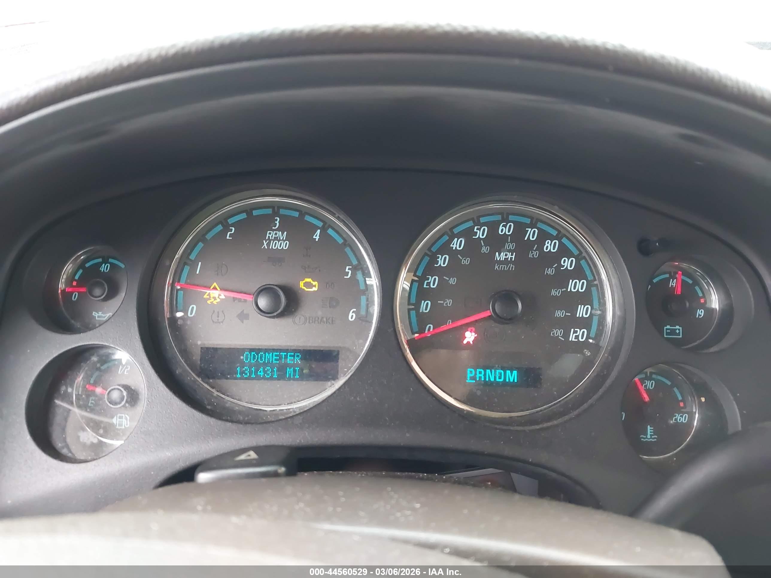 GMC YUKON image 7
