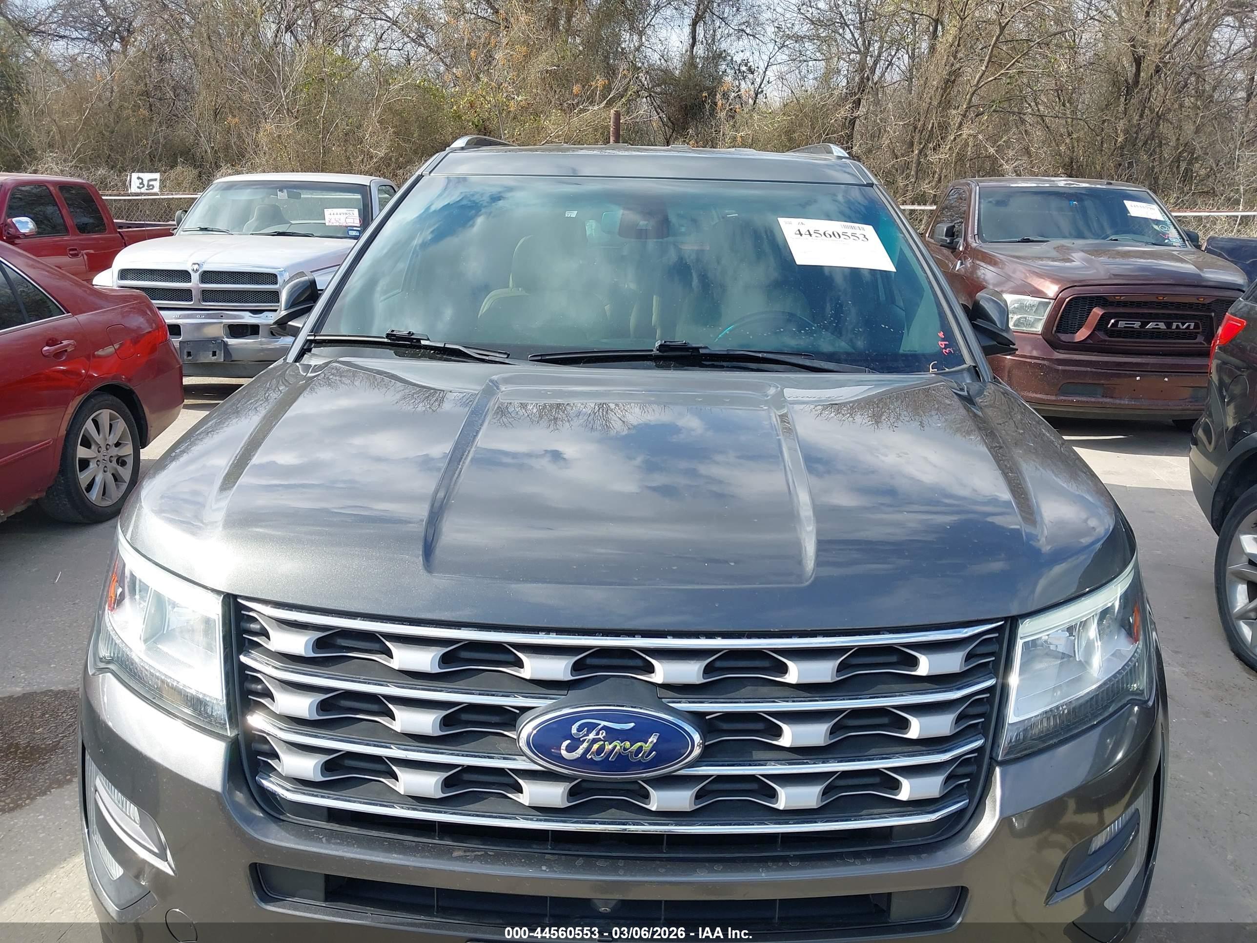 FORD EXPLORER image 6