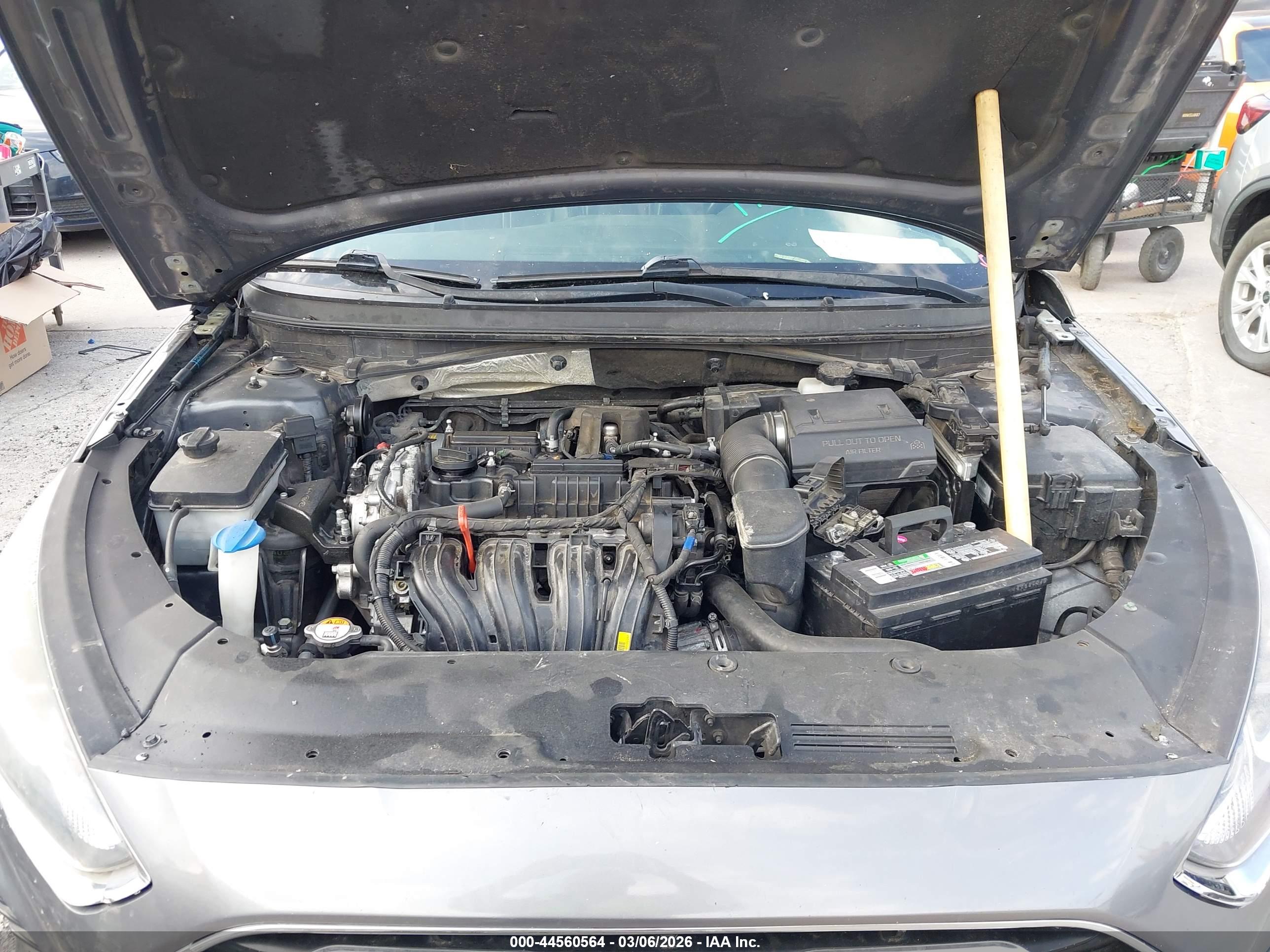 HYUNDAI SONATA image 10
