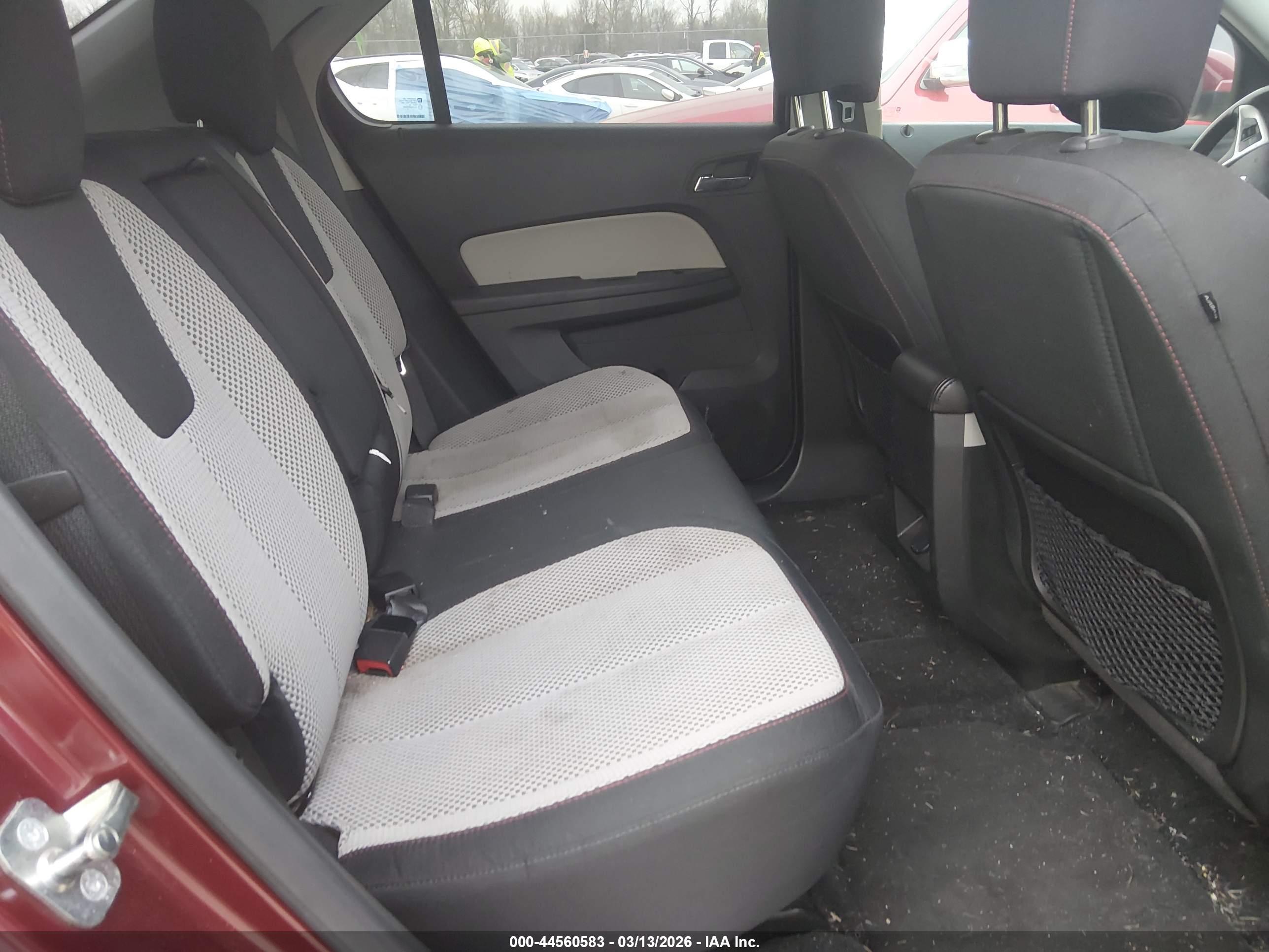 CHEVROLET EQUINOX image 8
