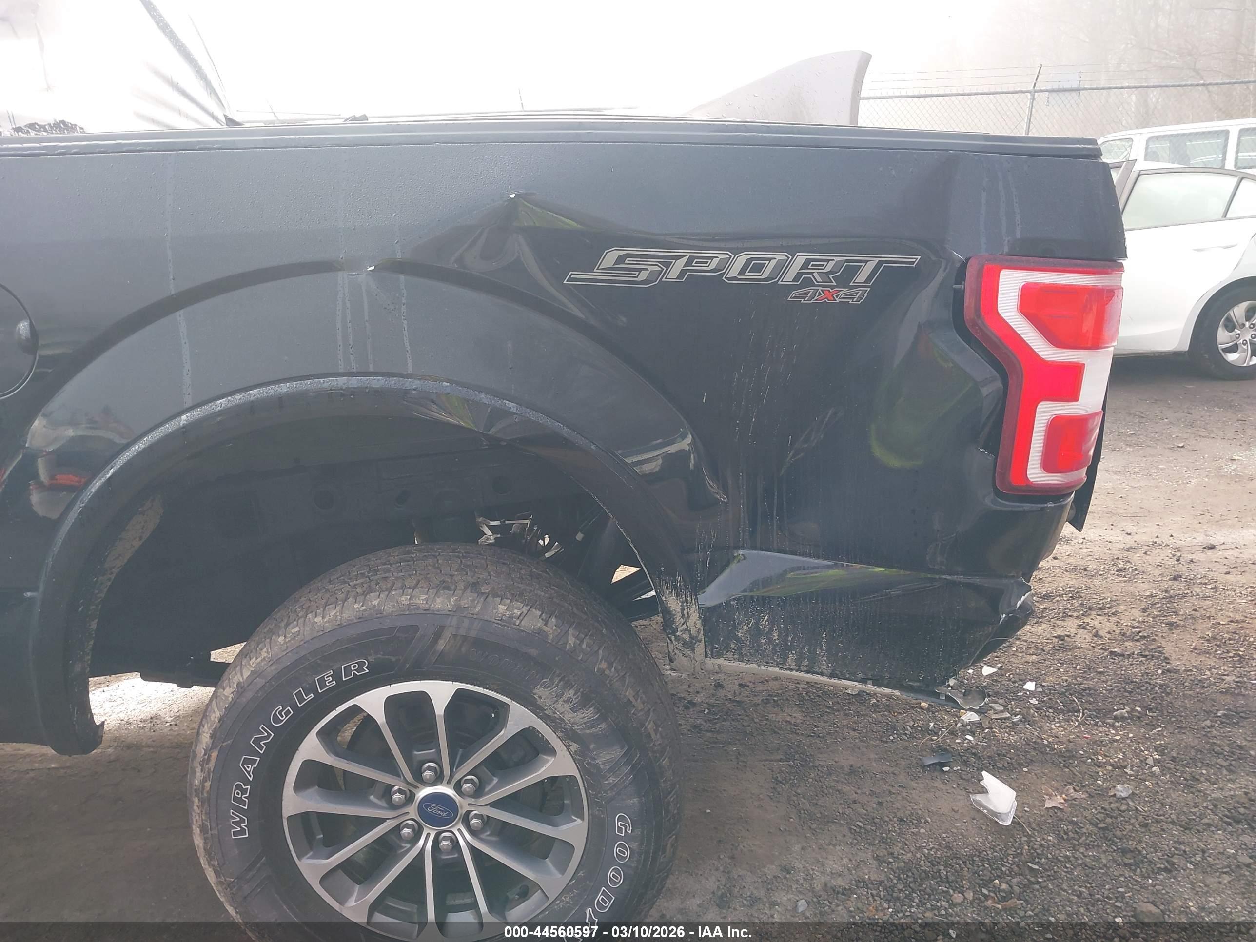 FORD F-150 image 6