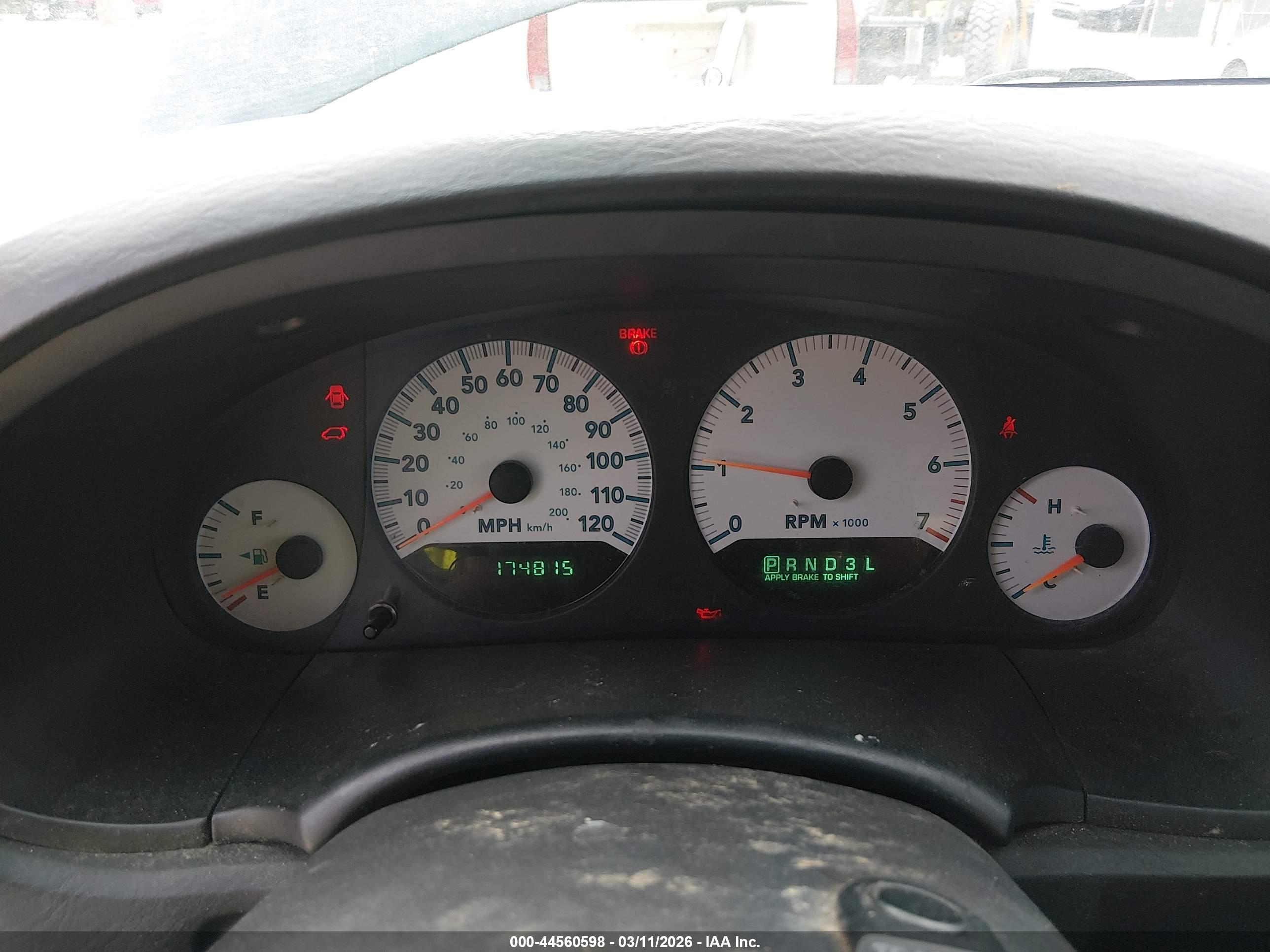 DODGE GRAND image 7