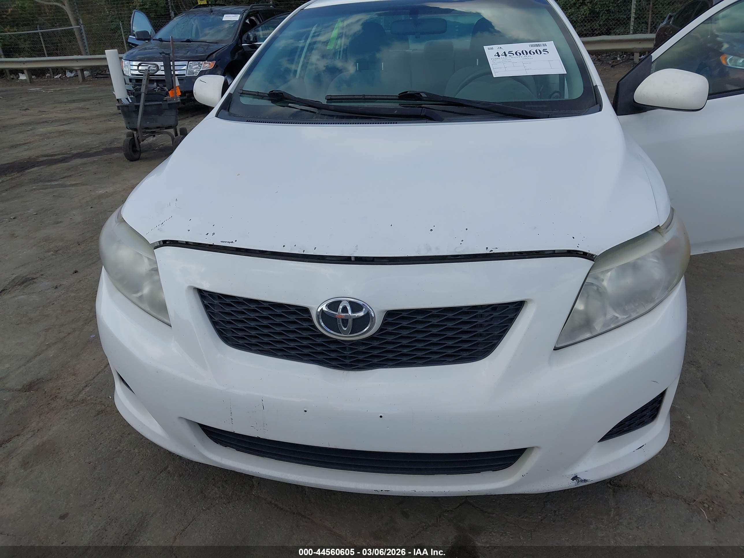 TOYOTA COROLLA image 6