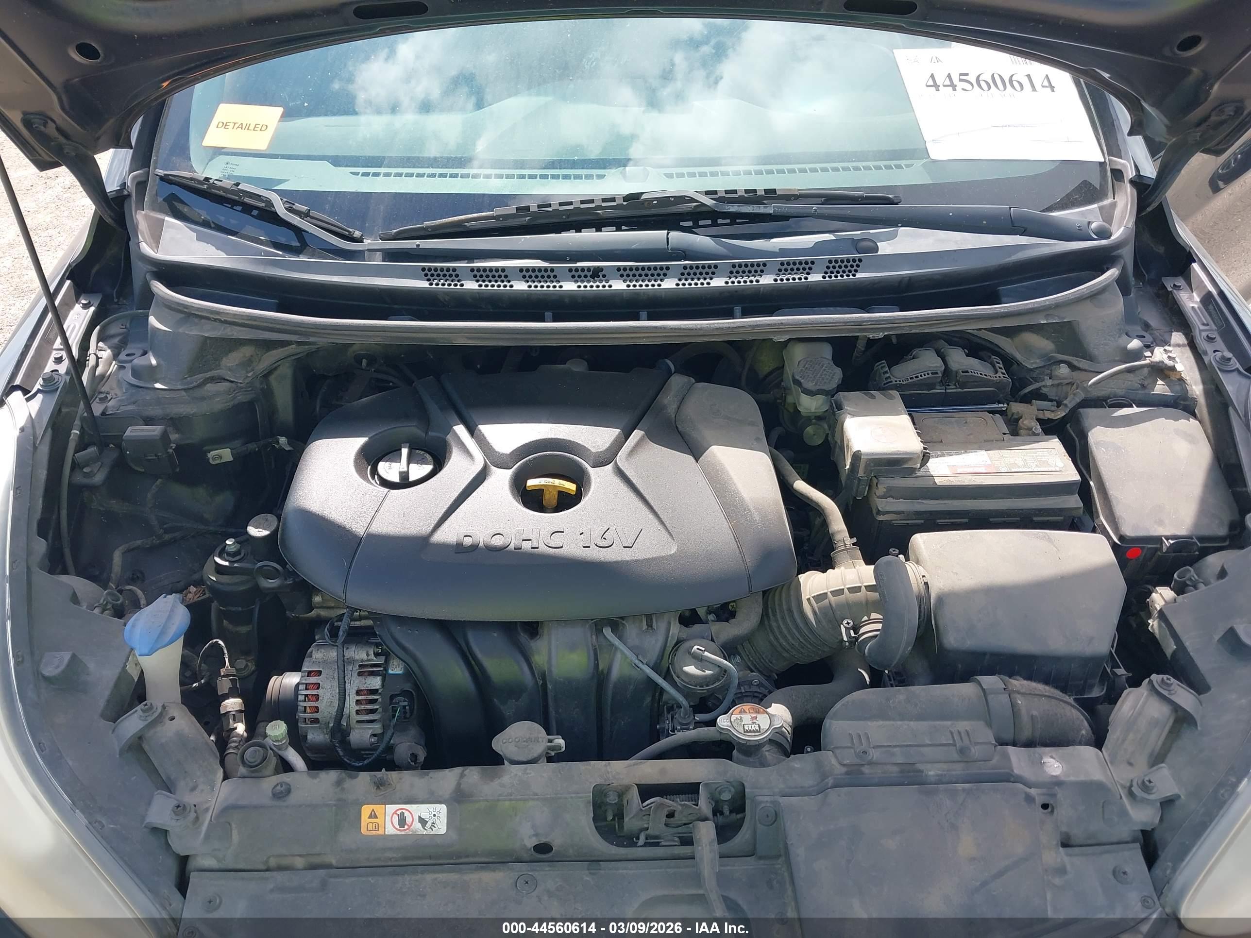 HYUNDAI ELANTRA image 10