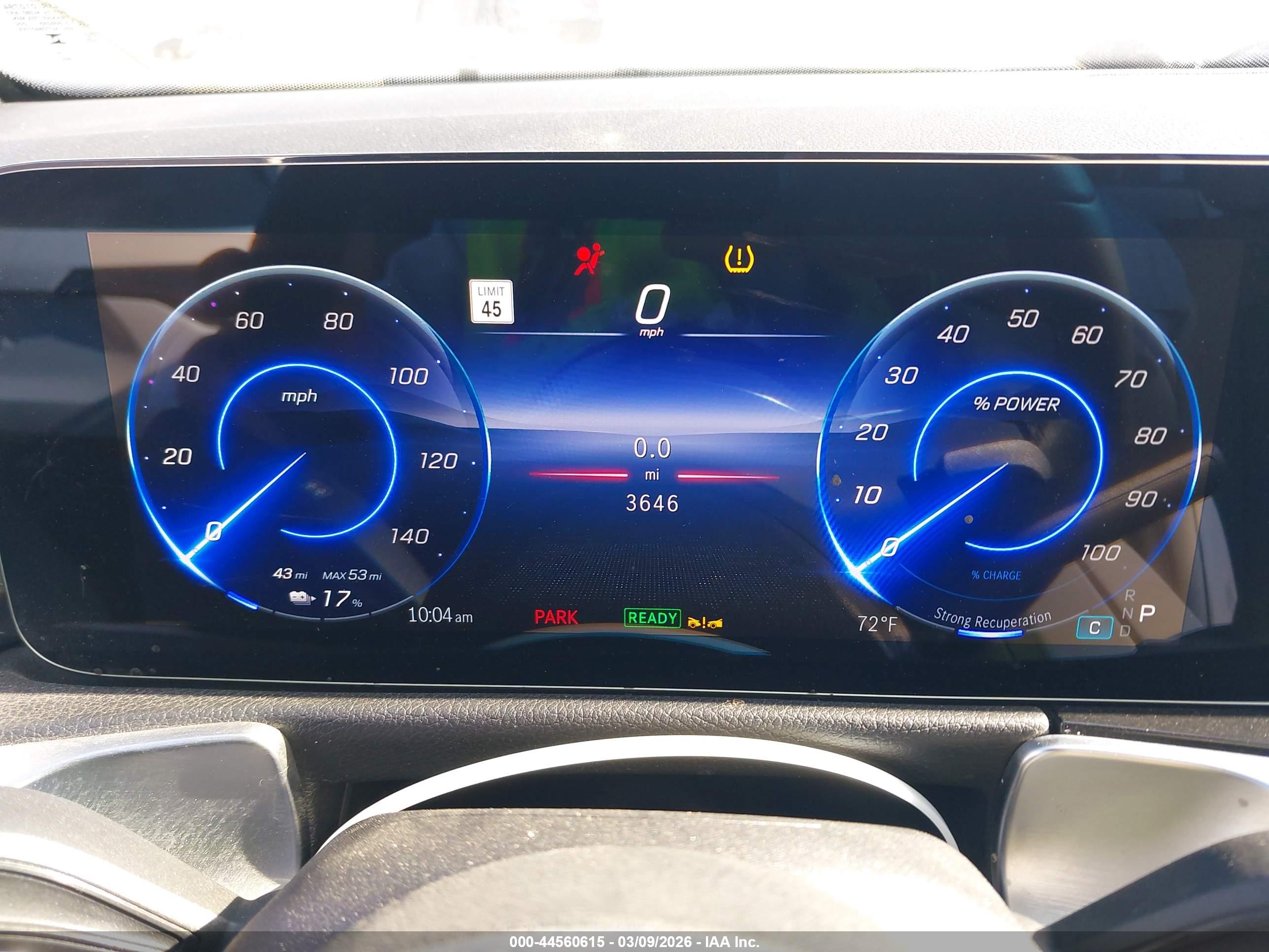 MERCEDES-BENZ EQB image 7