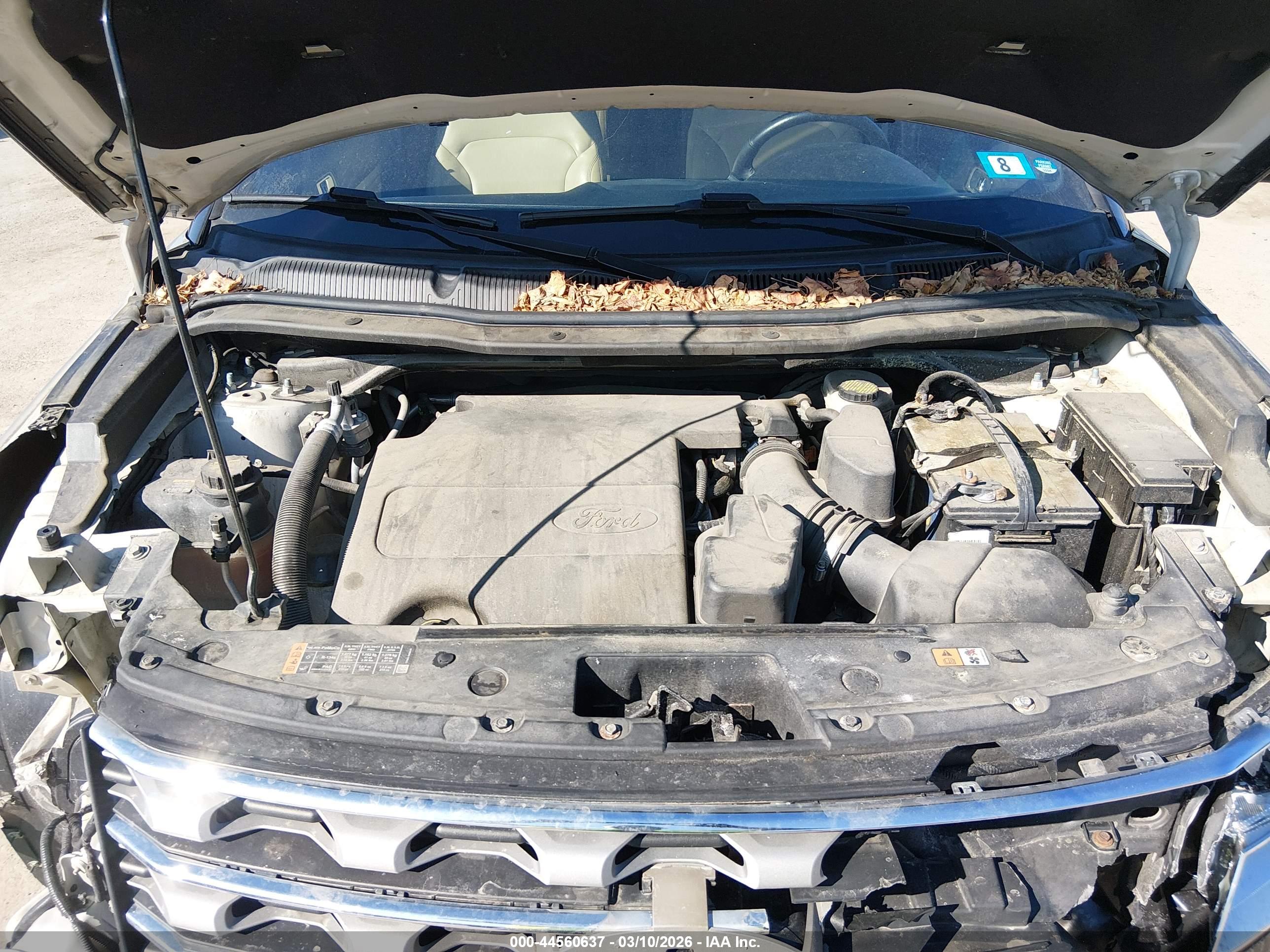 FORD EXPLORER image 10