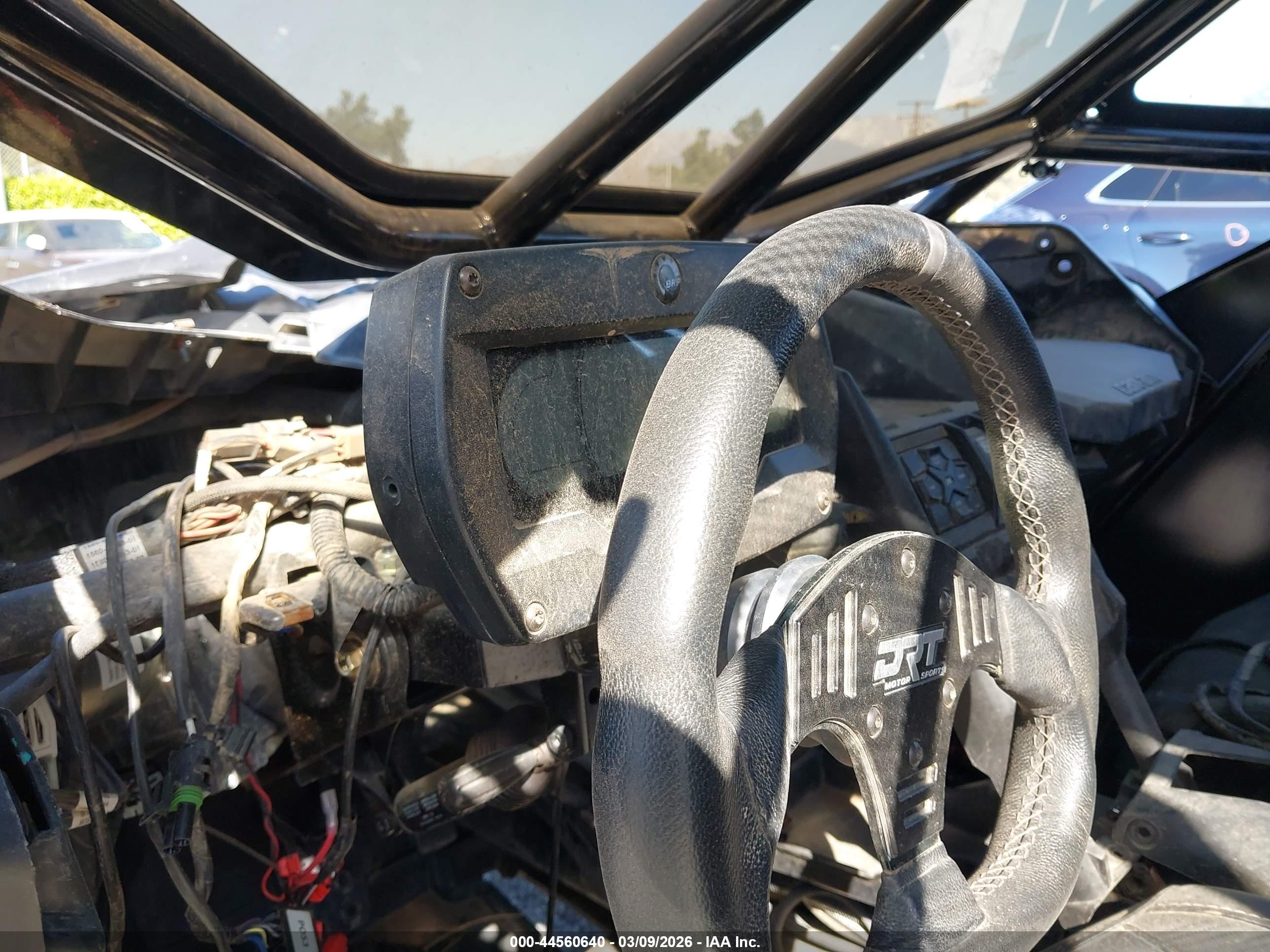 CAN-AM MAVERICK image 7