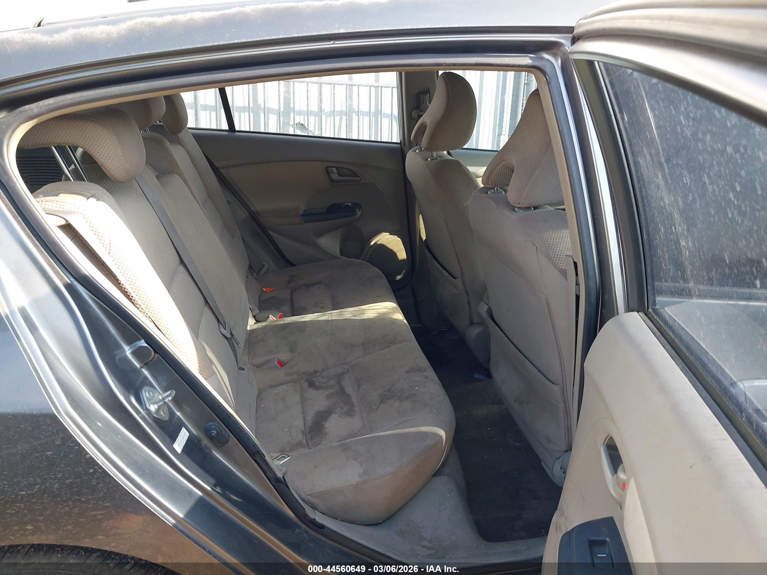 HONDA INSIGHT image 8