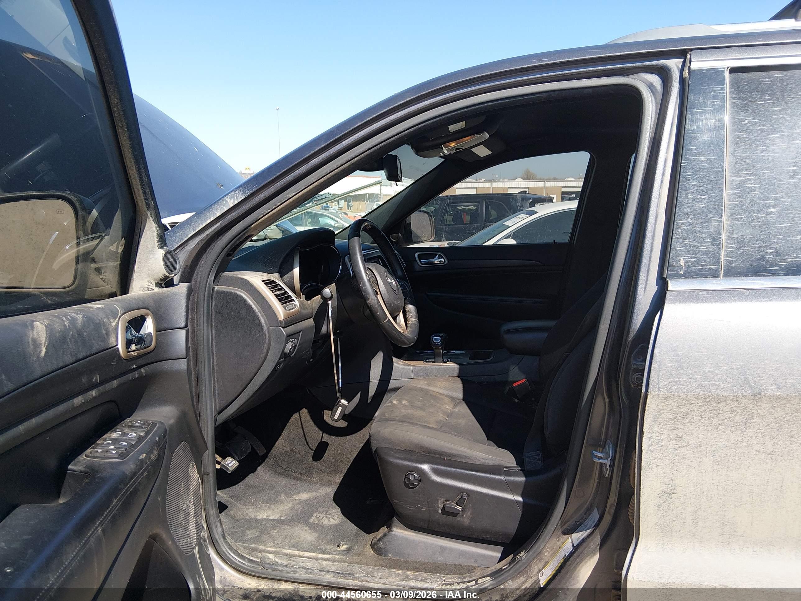 JEEP GRAND image 5