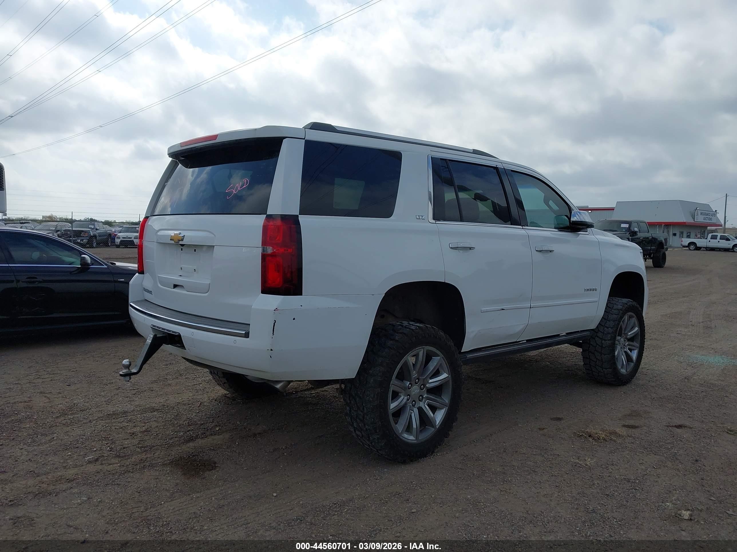 CHEVROLET TAHOE image 4