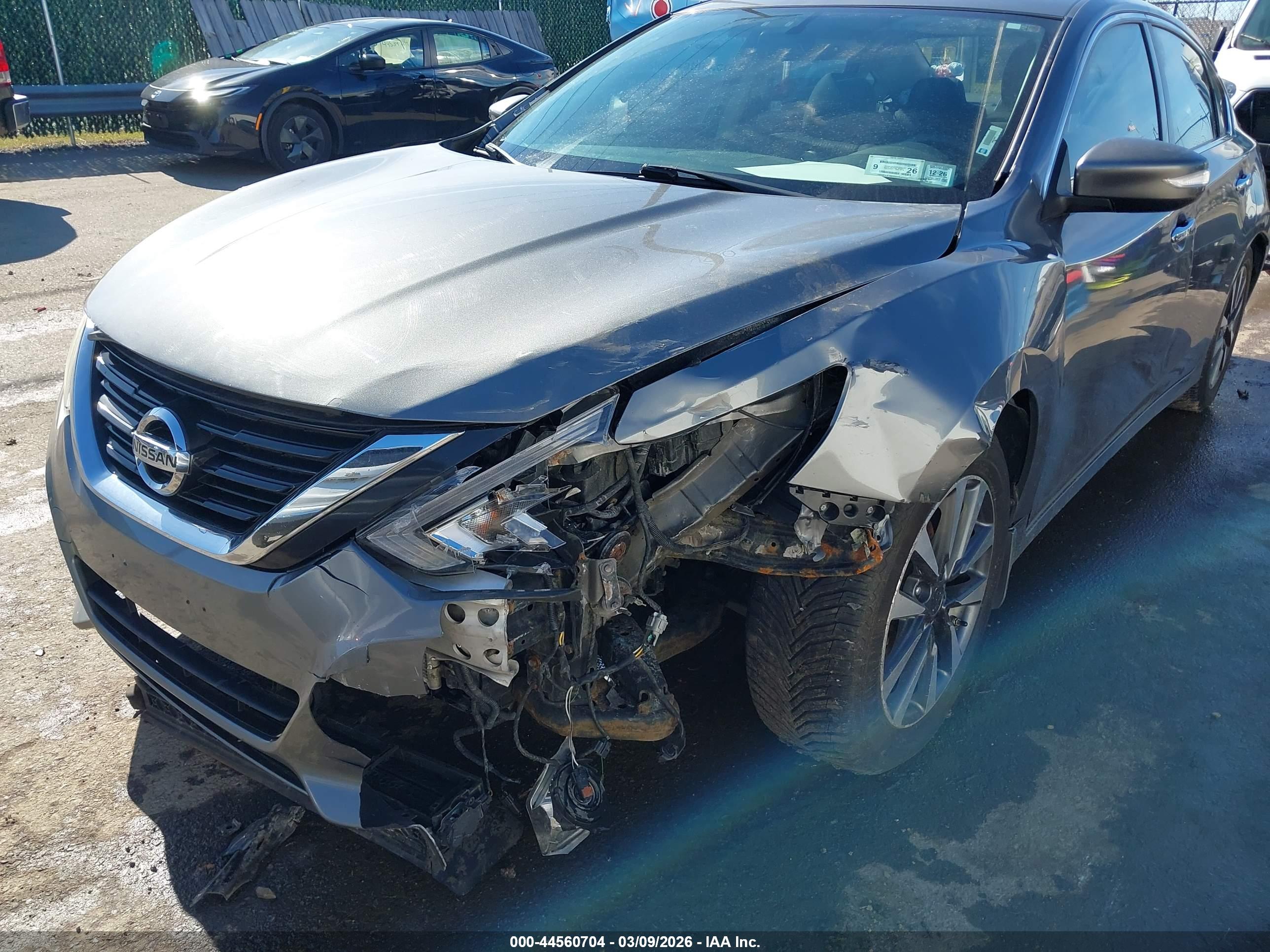 NISSAN ALTIMA image 6