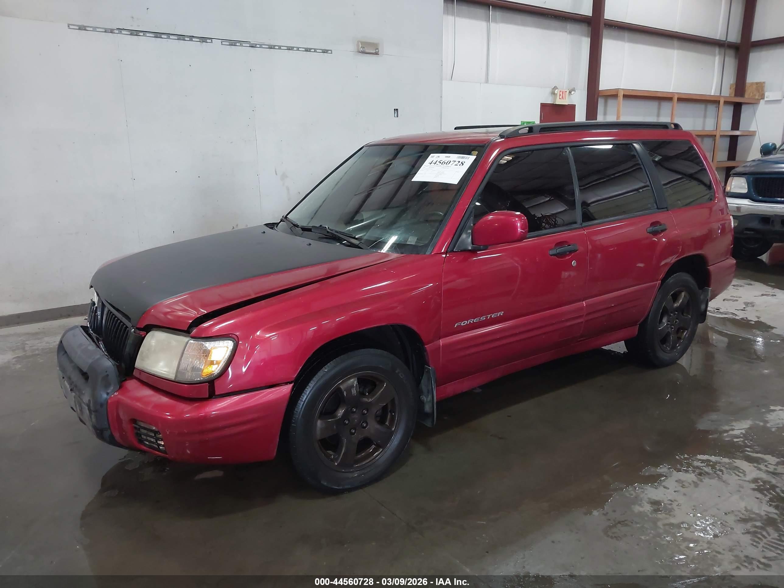 SUBARU FORESTER image 2