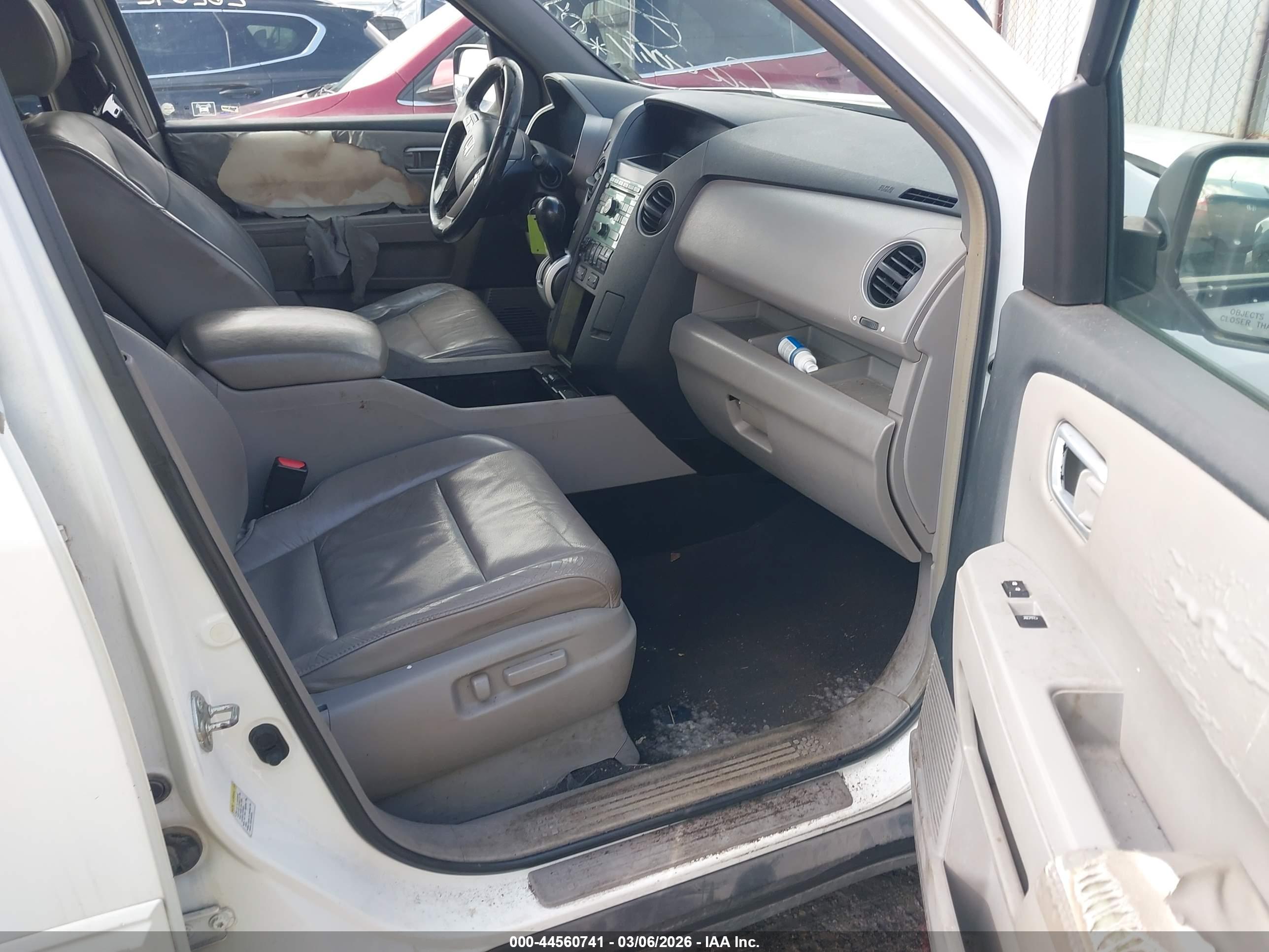 HONDA PILOT image 5