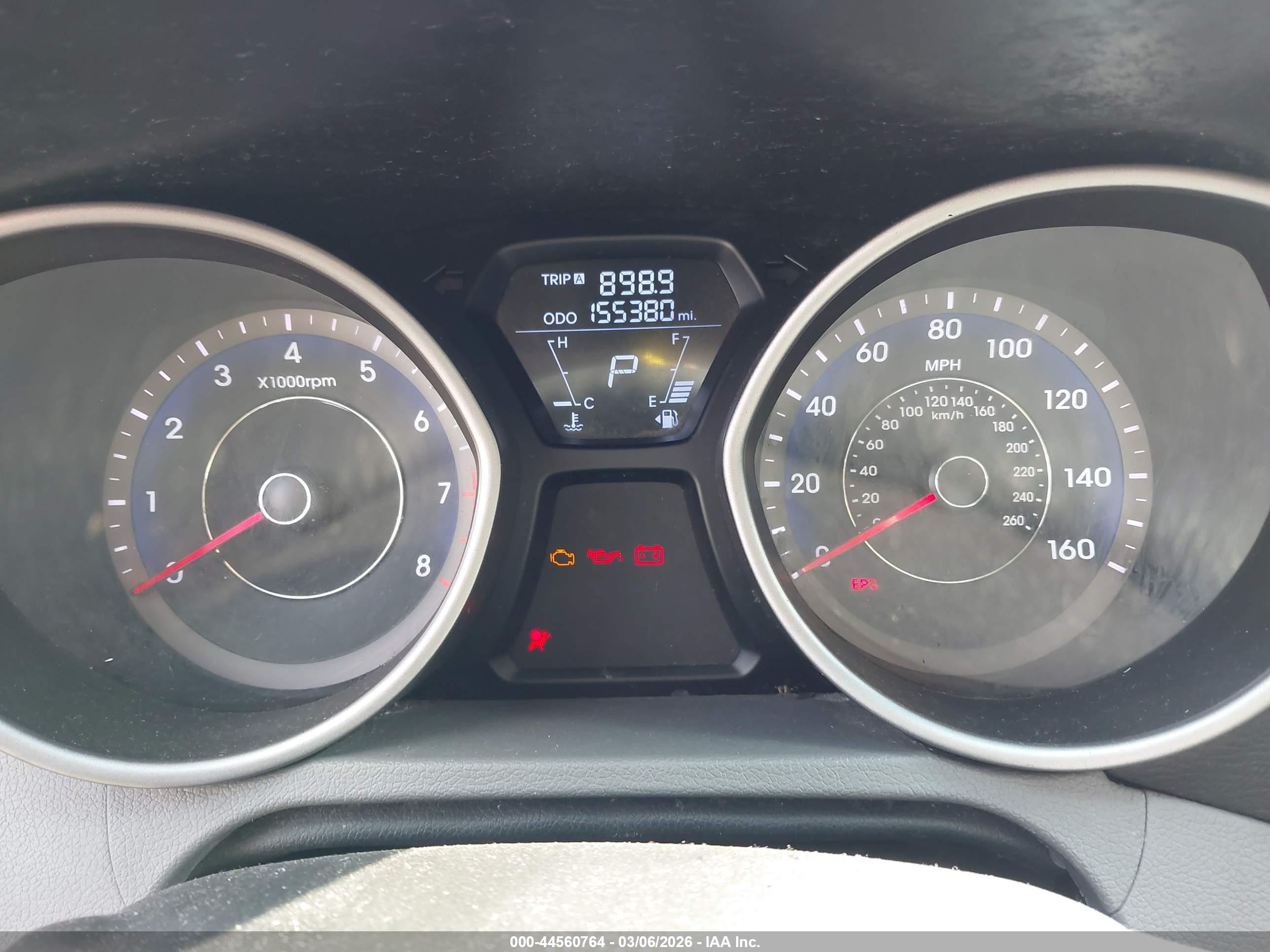 HYUNDAI ELANTRA image 7