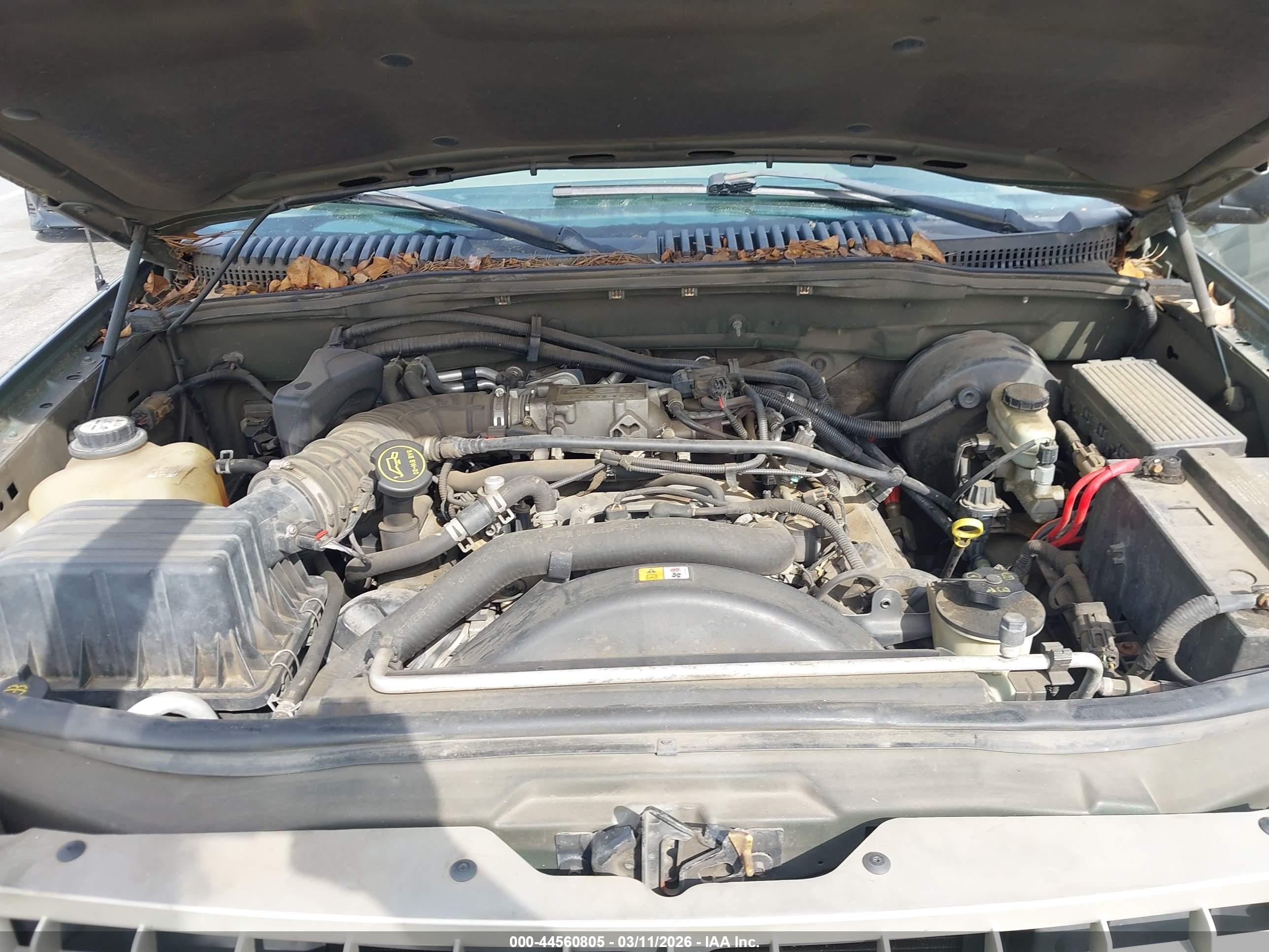 FORD EXPLORER image 10