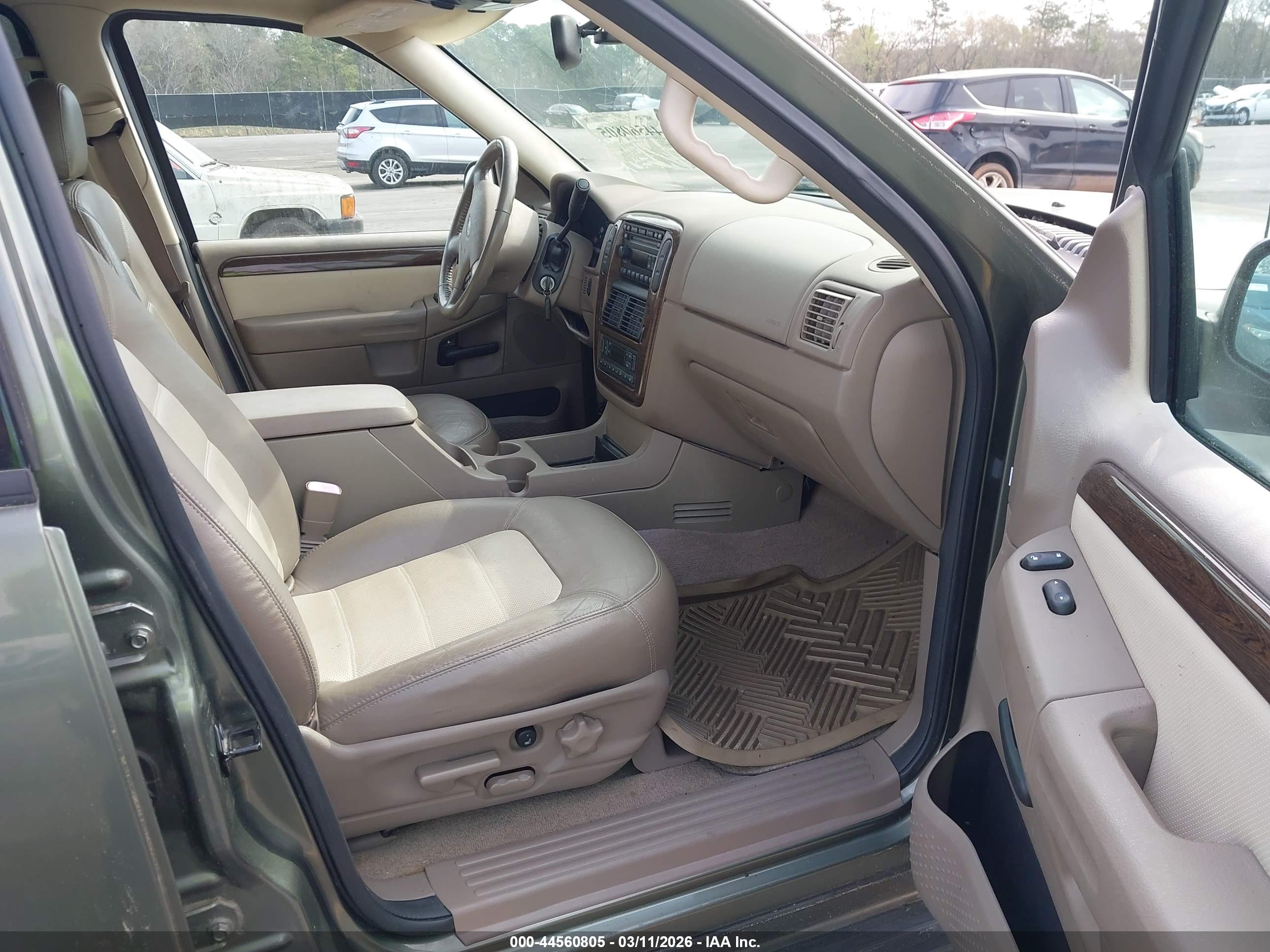 FORD EXPLORER image 5
