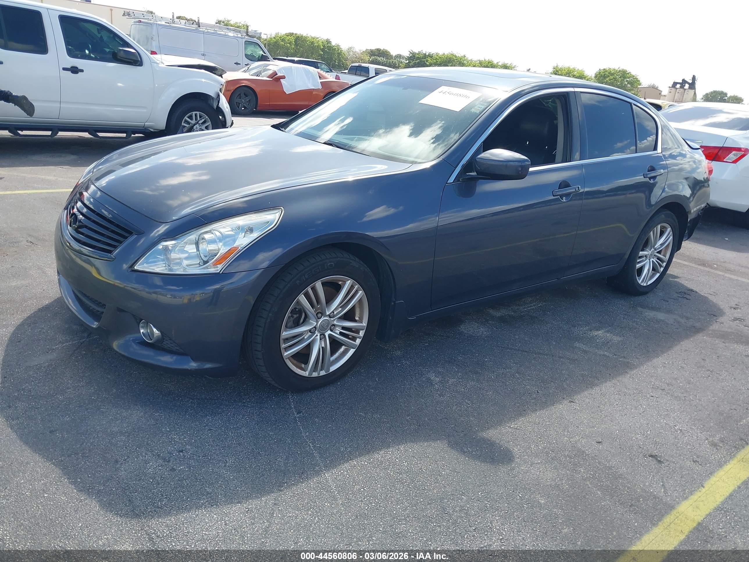 INFINITI G37X image 2