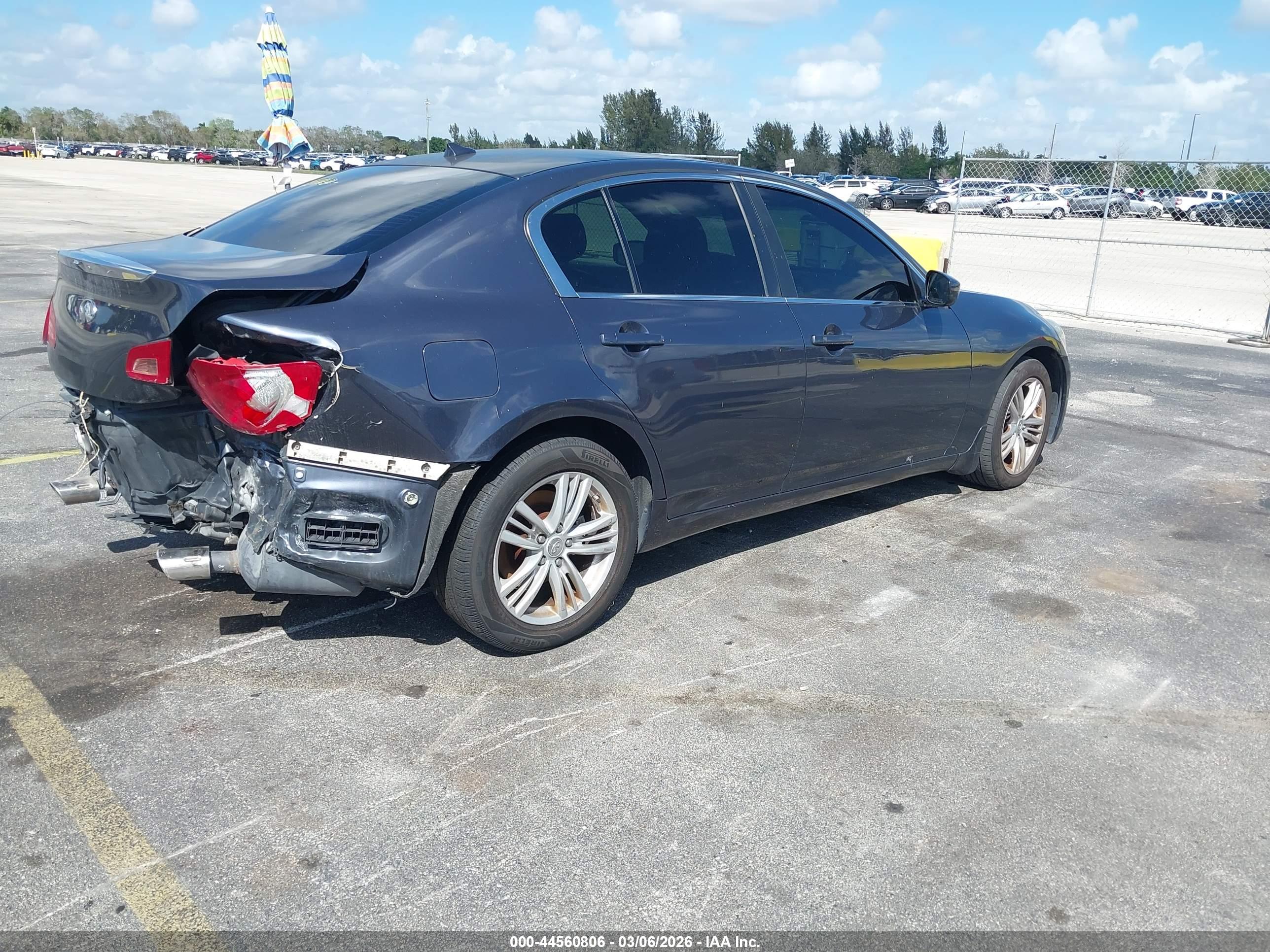 INFINITI G37X image 4
