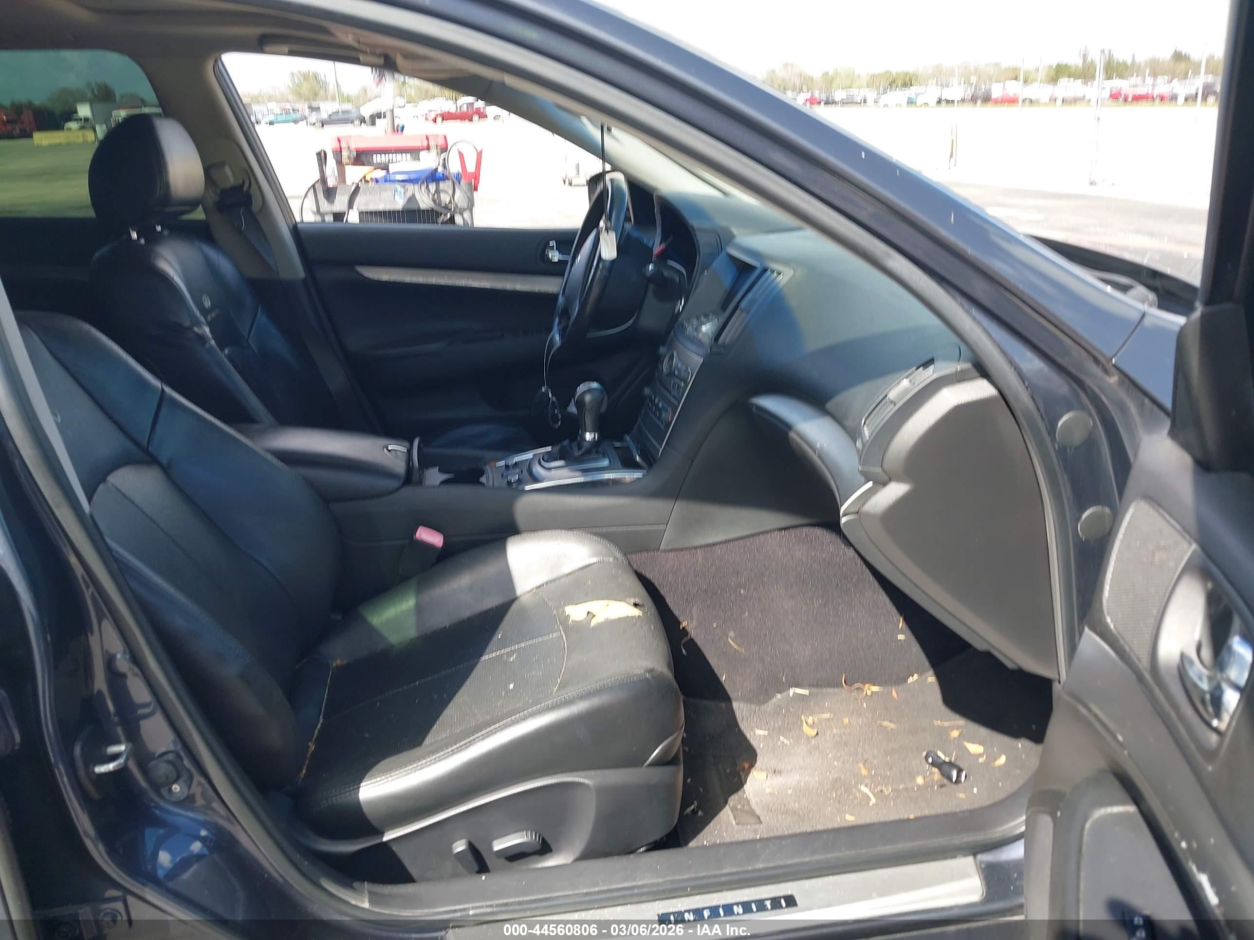 INFINITI G37X image 5