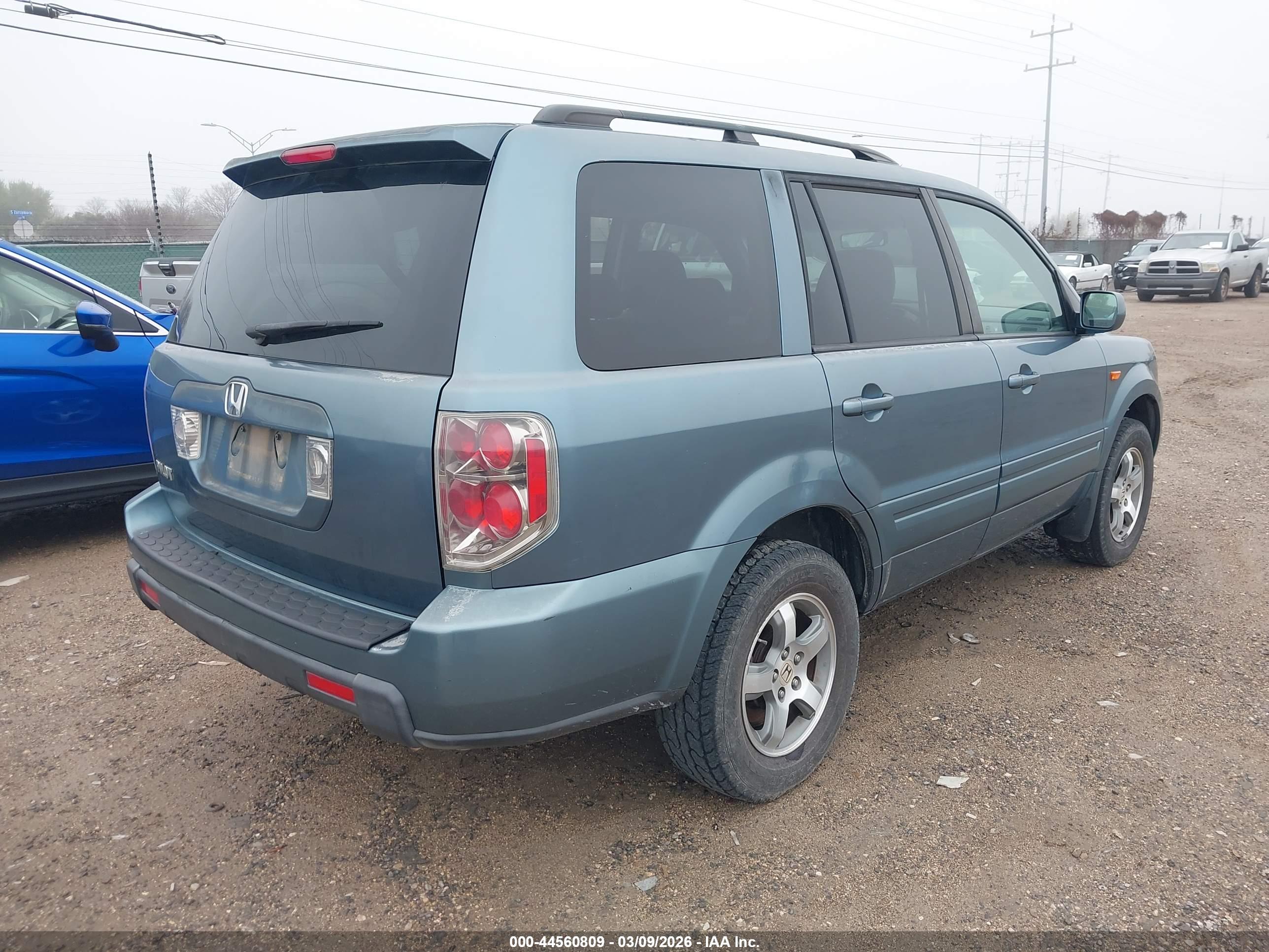 HONDA PILOT image 4