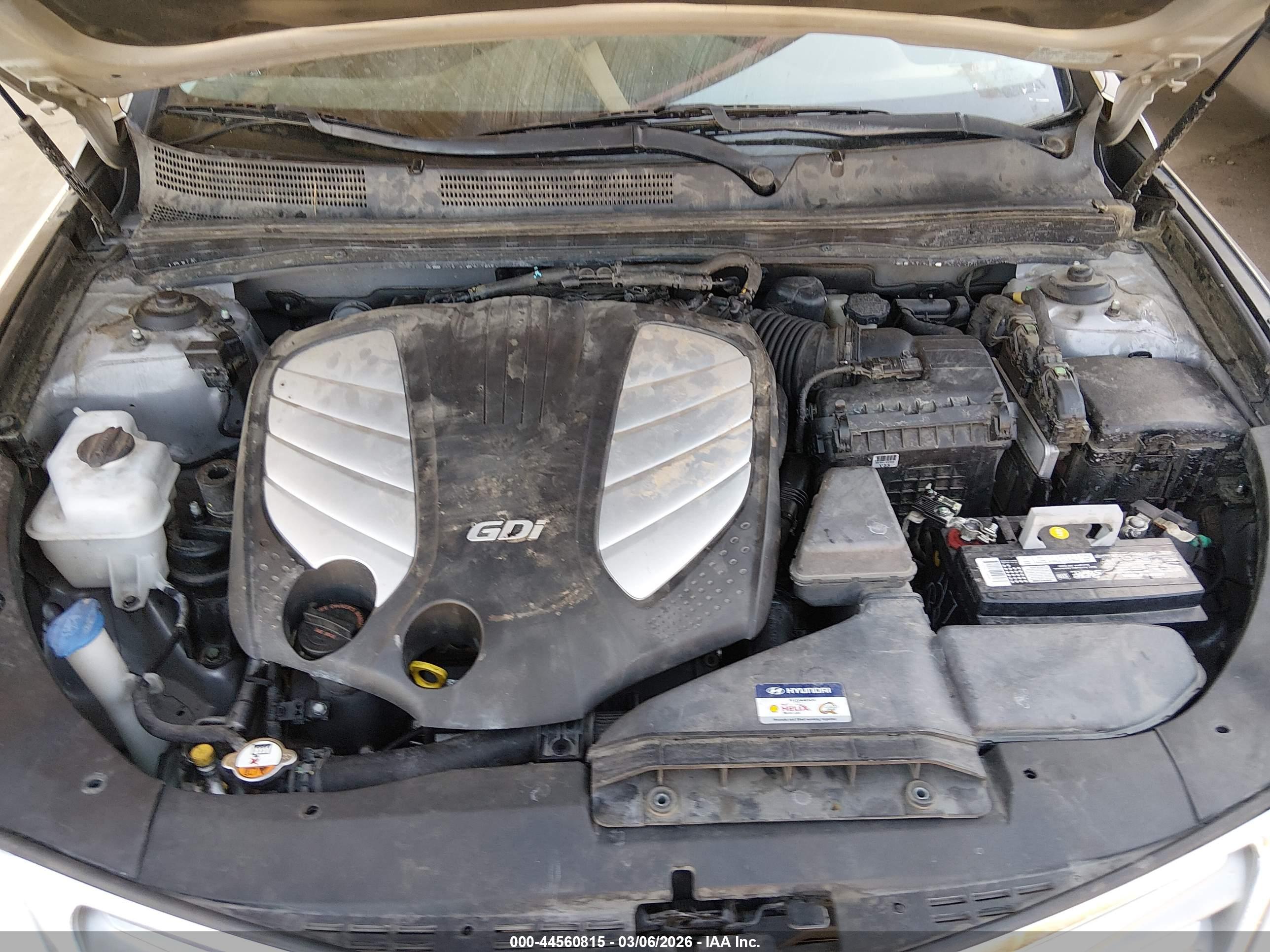 HYUNDAI AZERA image 10
