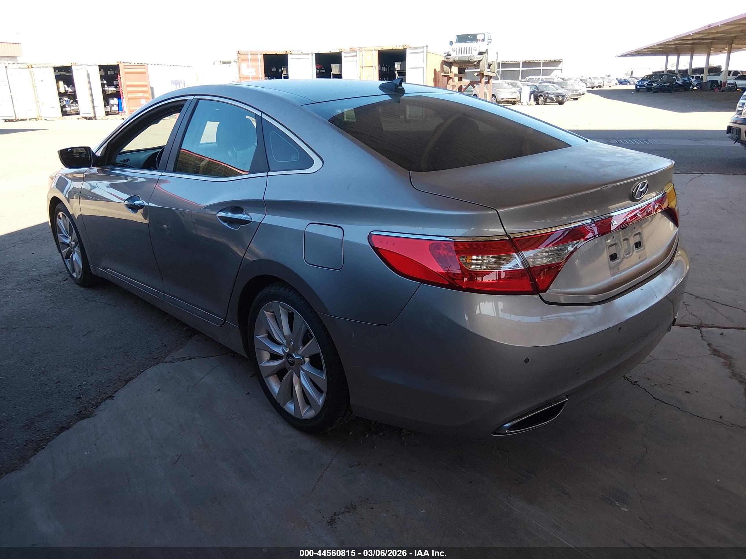 HYUNDAI AZERA image 3