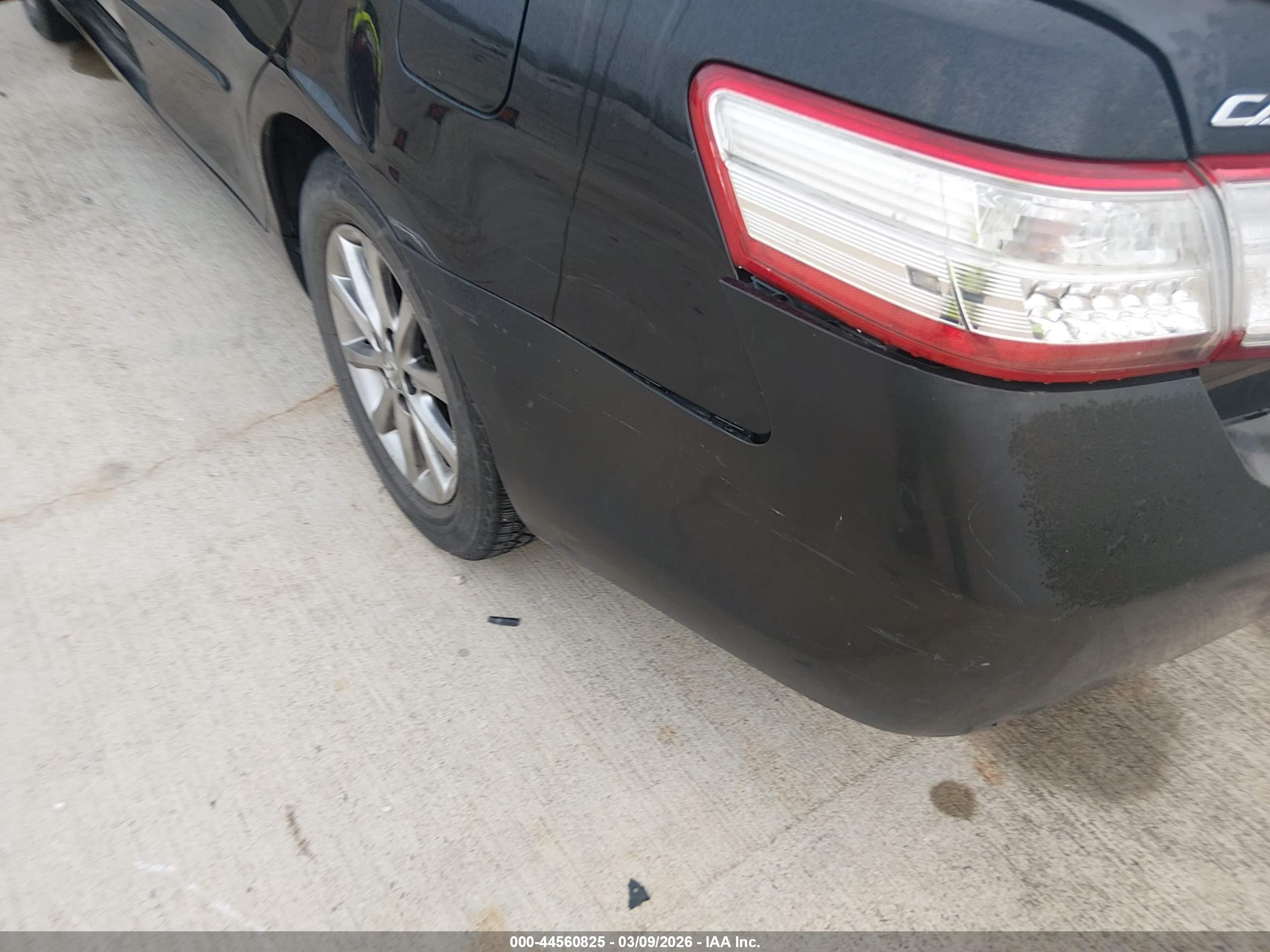 TOYOTA CAMRY image 6