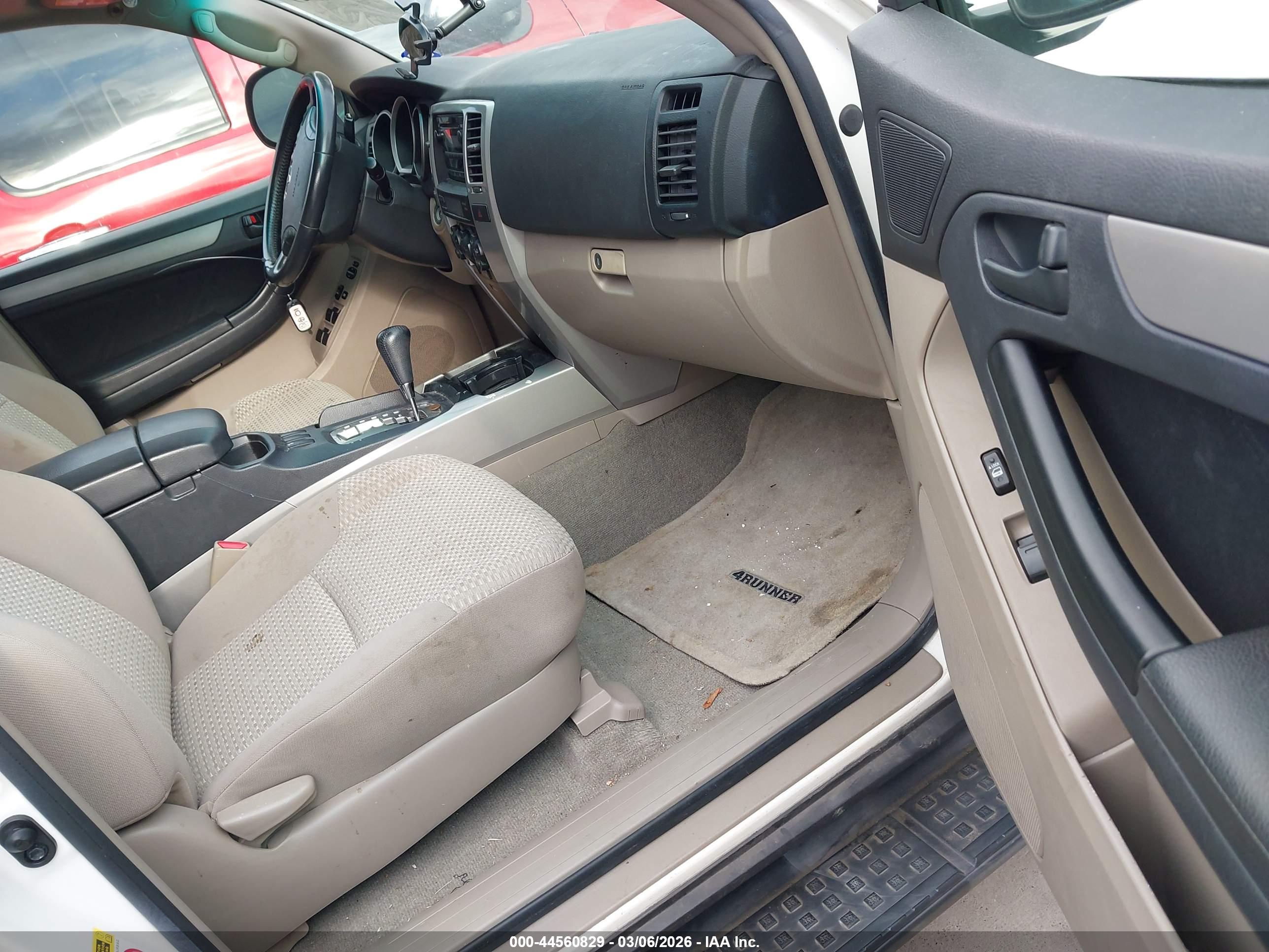 TOYOTA 4RUNNER image 5