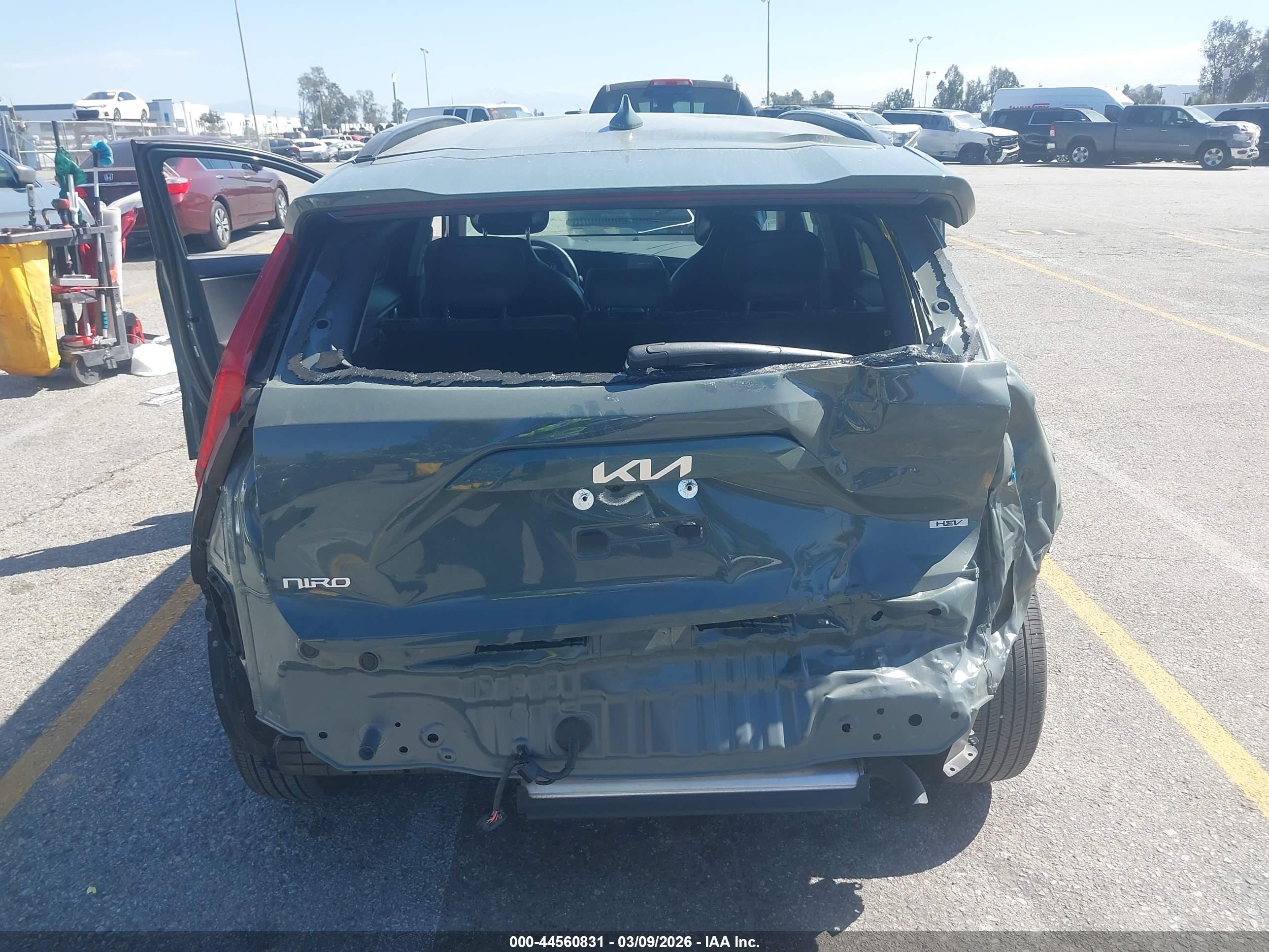 KIA NIRO image 6