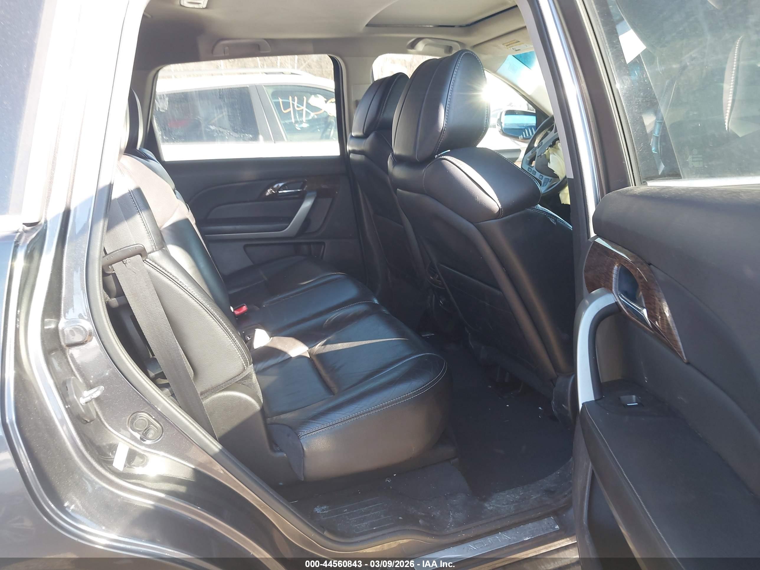 ACURA MDX image 8